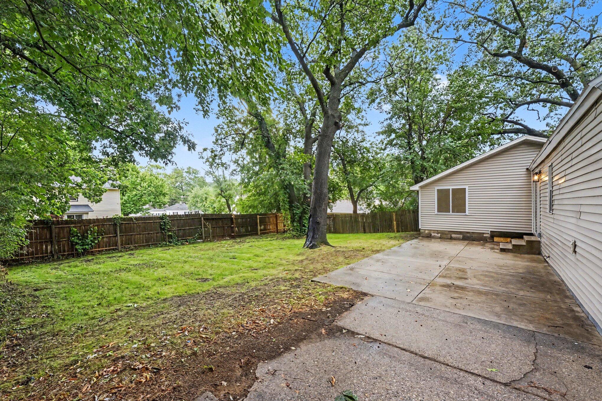 2650 Gaynor Avenue NW Grand Rapids MI 49544