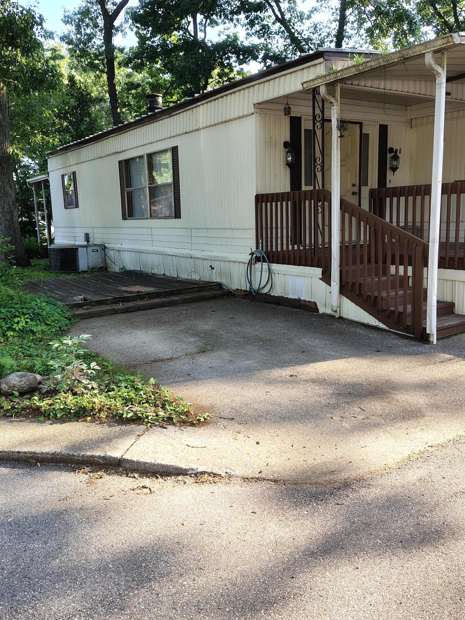2701 Huizenga Street Norton Shores MI 49444
