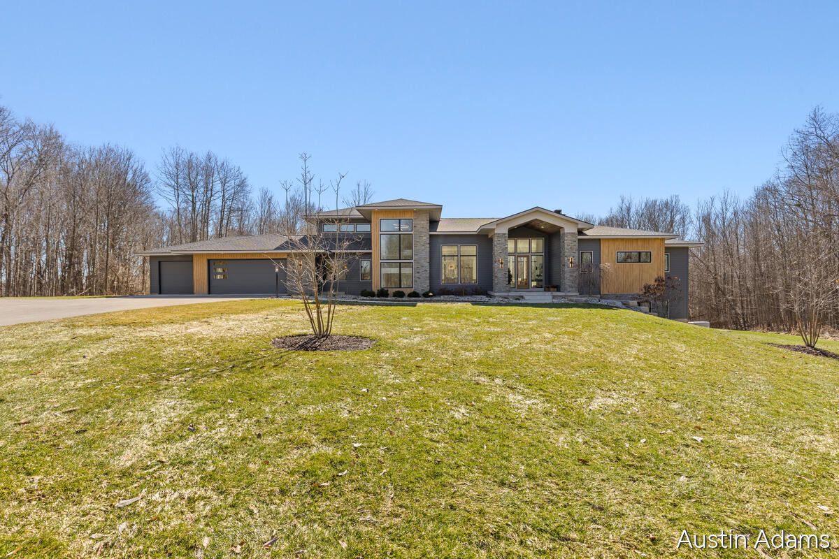 6880 Kilmer Drive SE Grand Rapids MI 49512