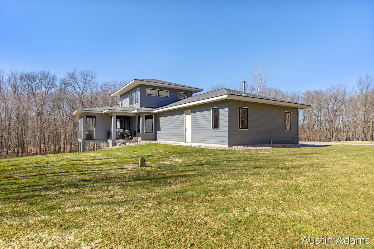 6880 Kilmer Drive SE Grand Rapids MI 49512