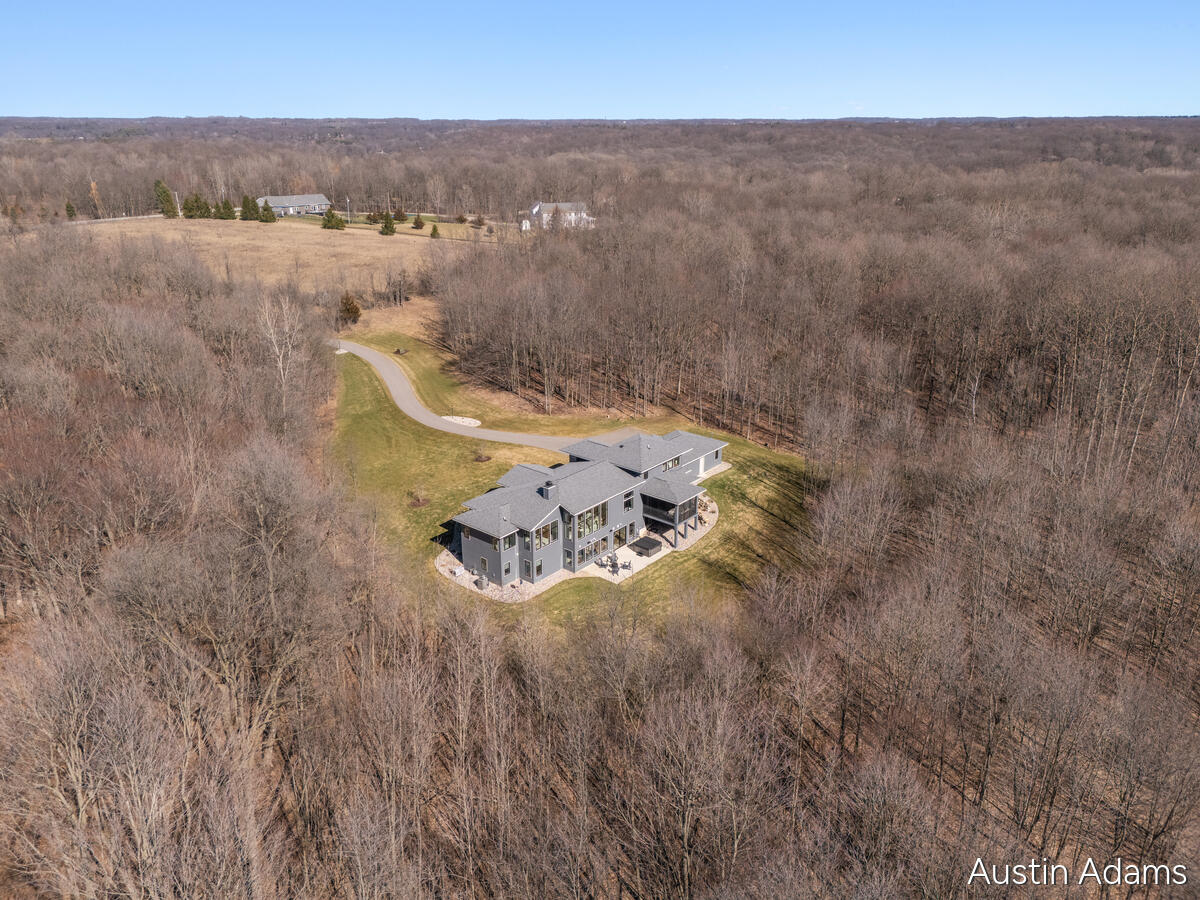 6880 Kilmer Drive SE Grand Rapids MI 49512