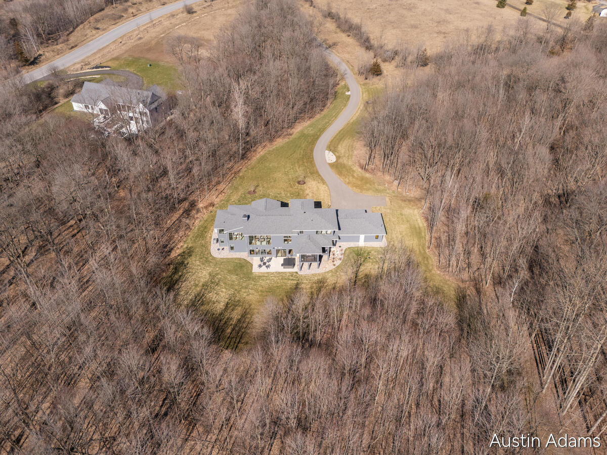 6880 Kilmer Drive SE Grand Rapids MI 49512
