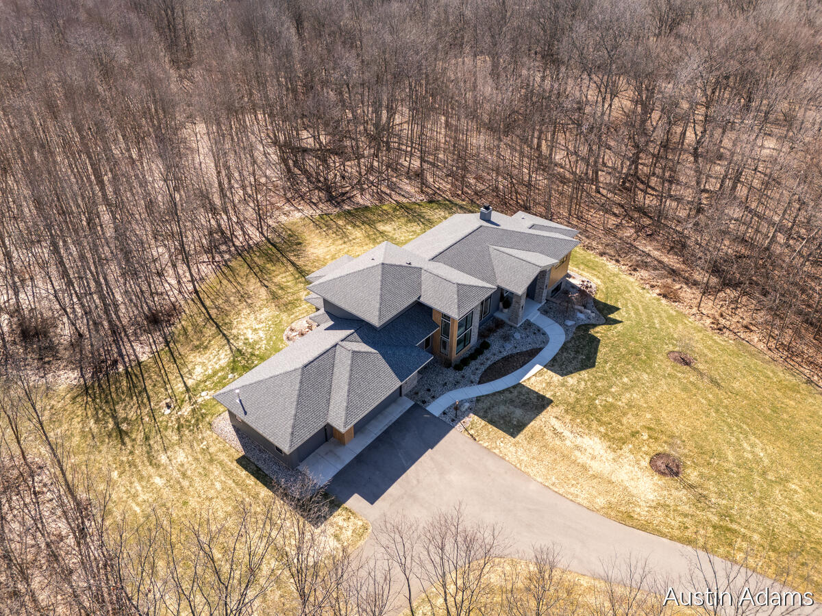 6880 Kilmer Drive SE Grand Rapids MI 49512