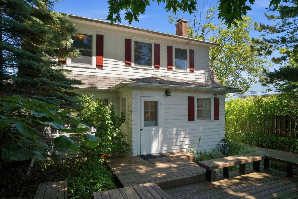78 Van Buren Street South Haven MI 49090