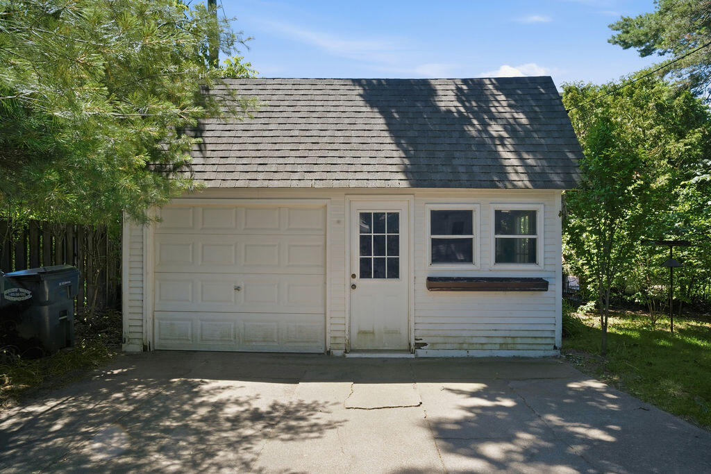 78 Van Buren Street South Haven MI 49090