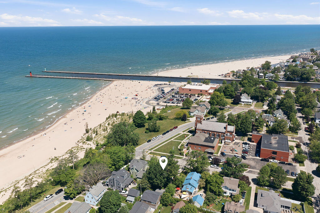 78 Van Buren Street South Haven MI 49090
