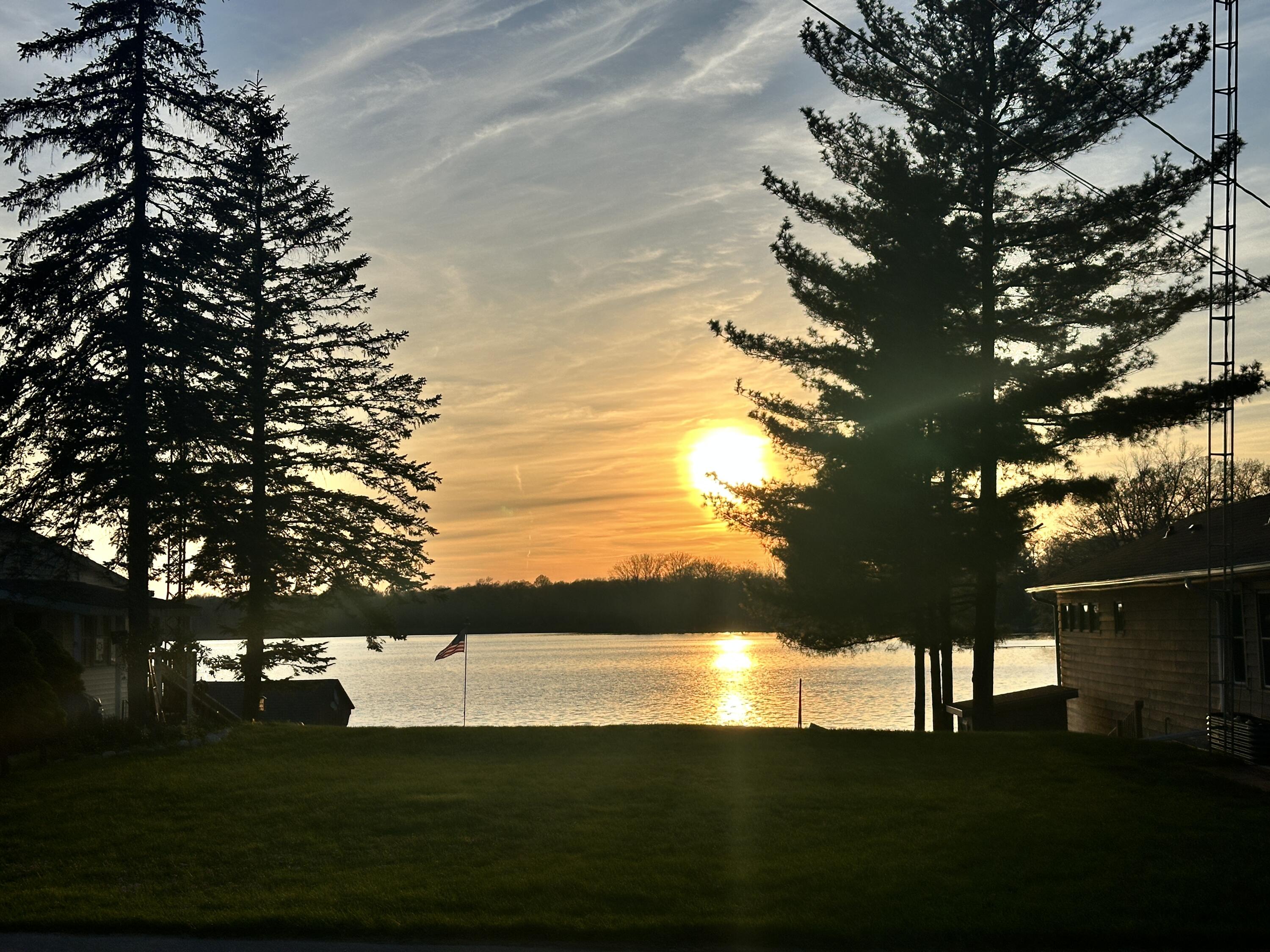 50330 Eastside Drive Dowagiac MI 49047