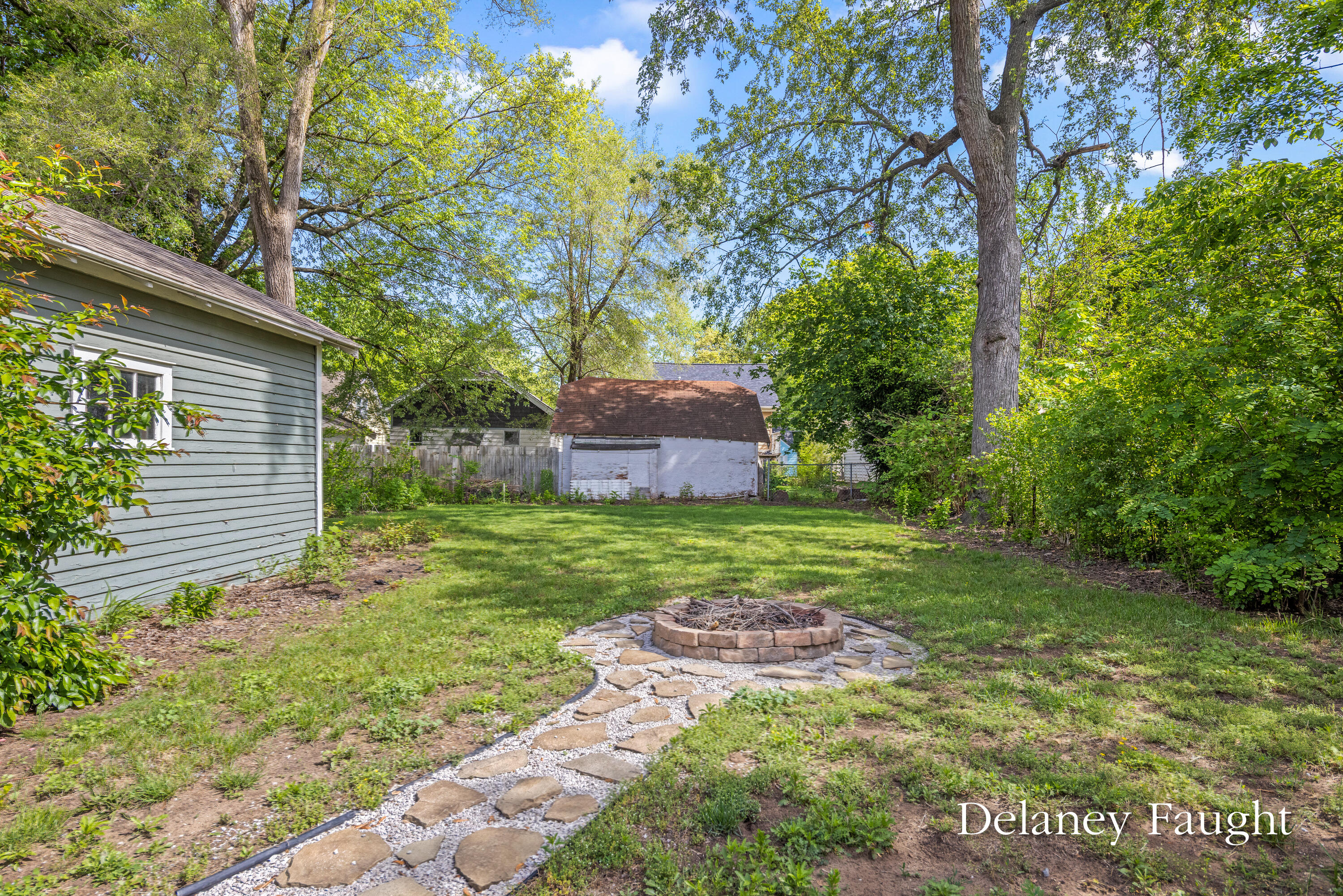1365 Johnston Street SE Grand Rapids MI 49507