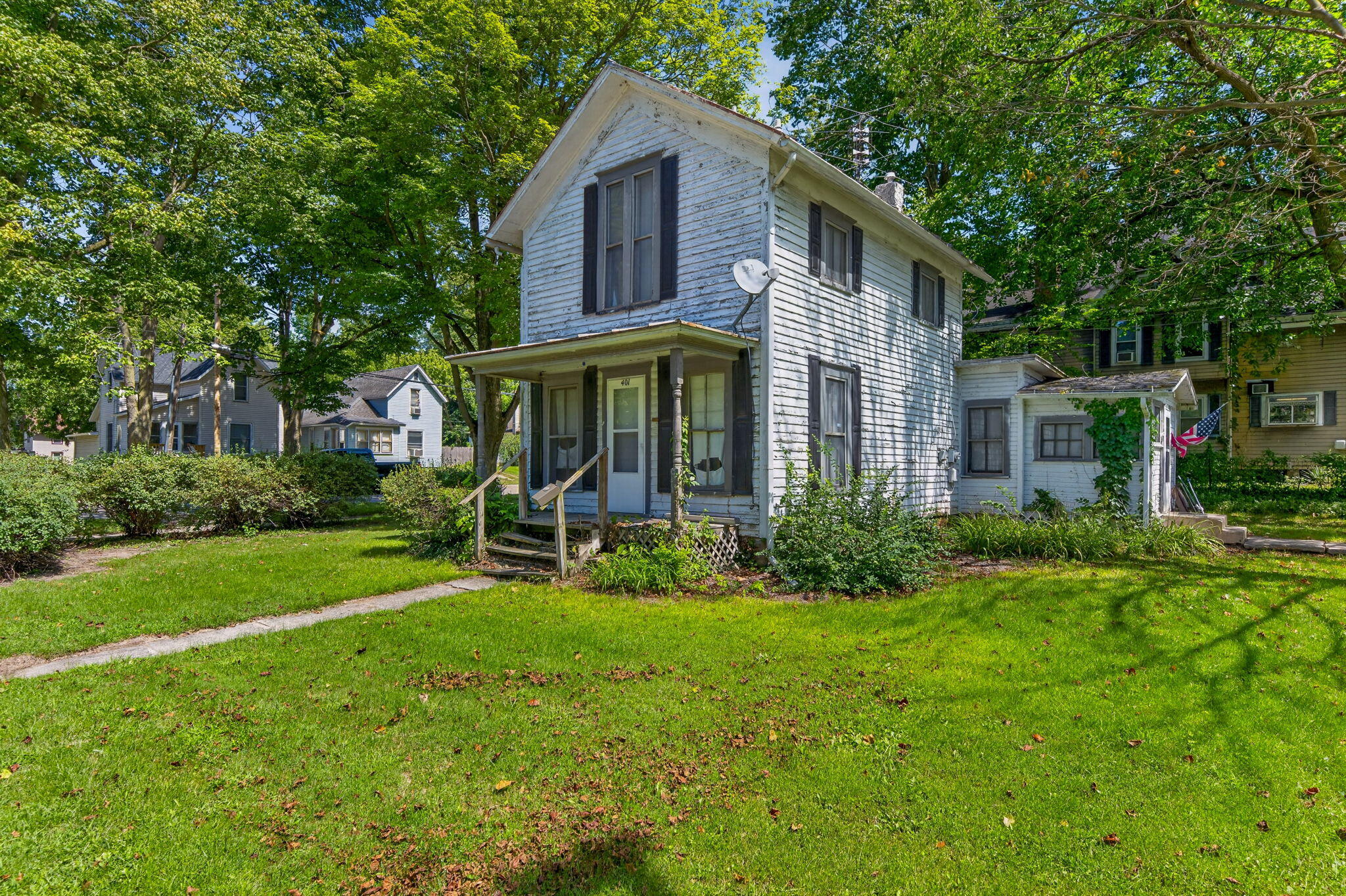 401 S O Keefe Street Cassopolis MI 49031