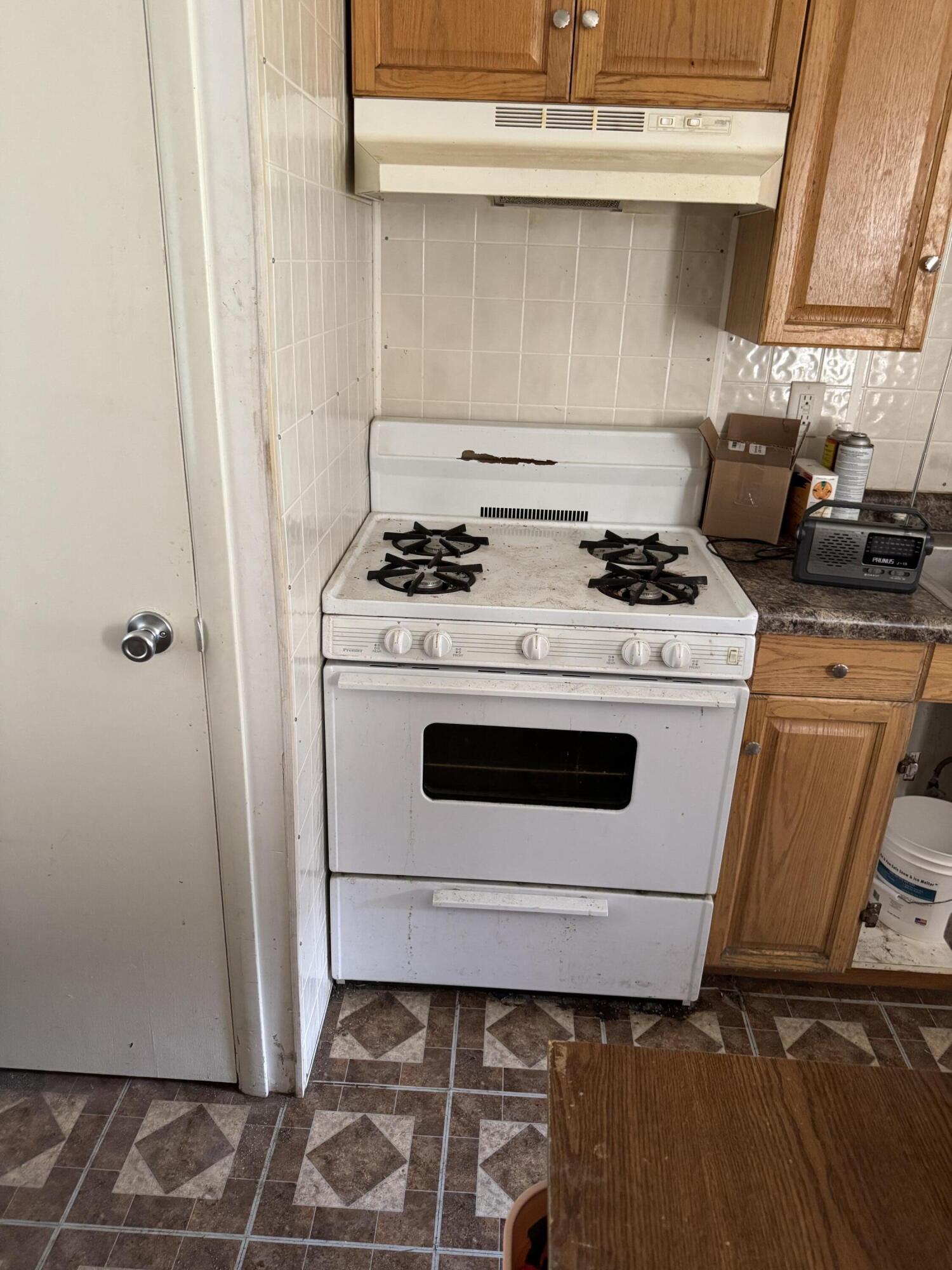 401 S O Keefe Street Cassopolis MI 49031
