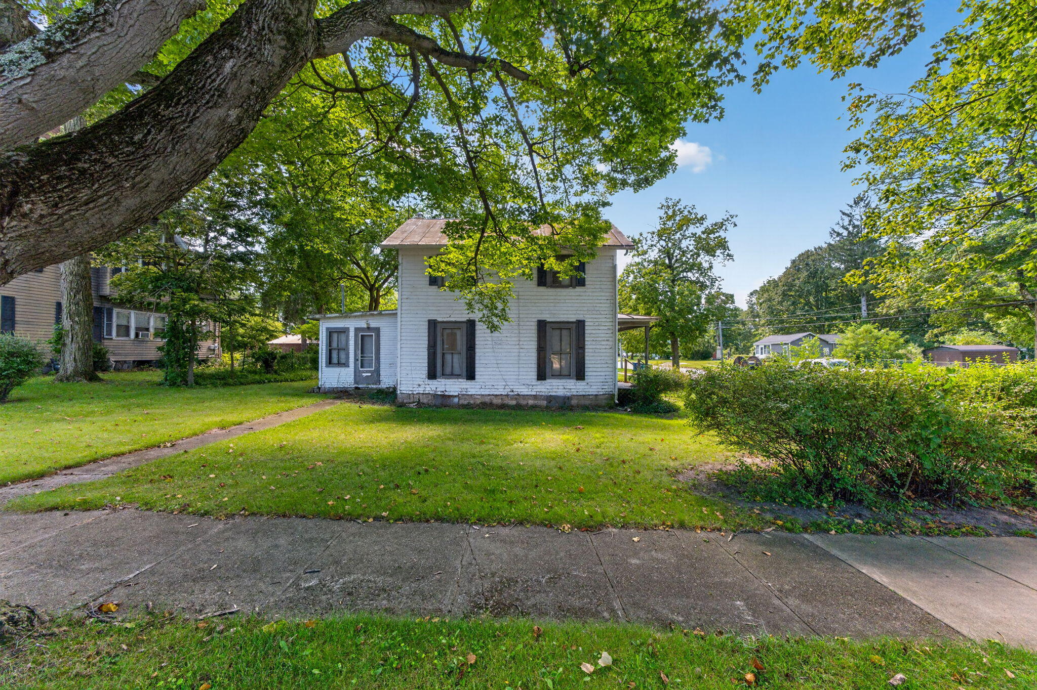 401 S O Keefe Street Cassopolis MI 49031