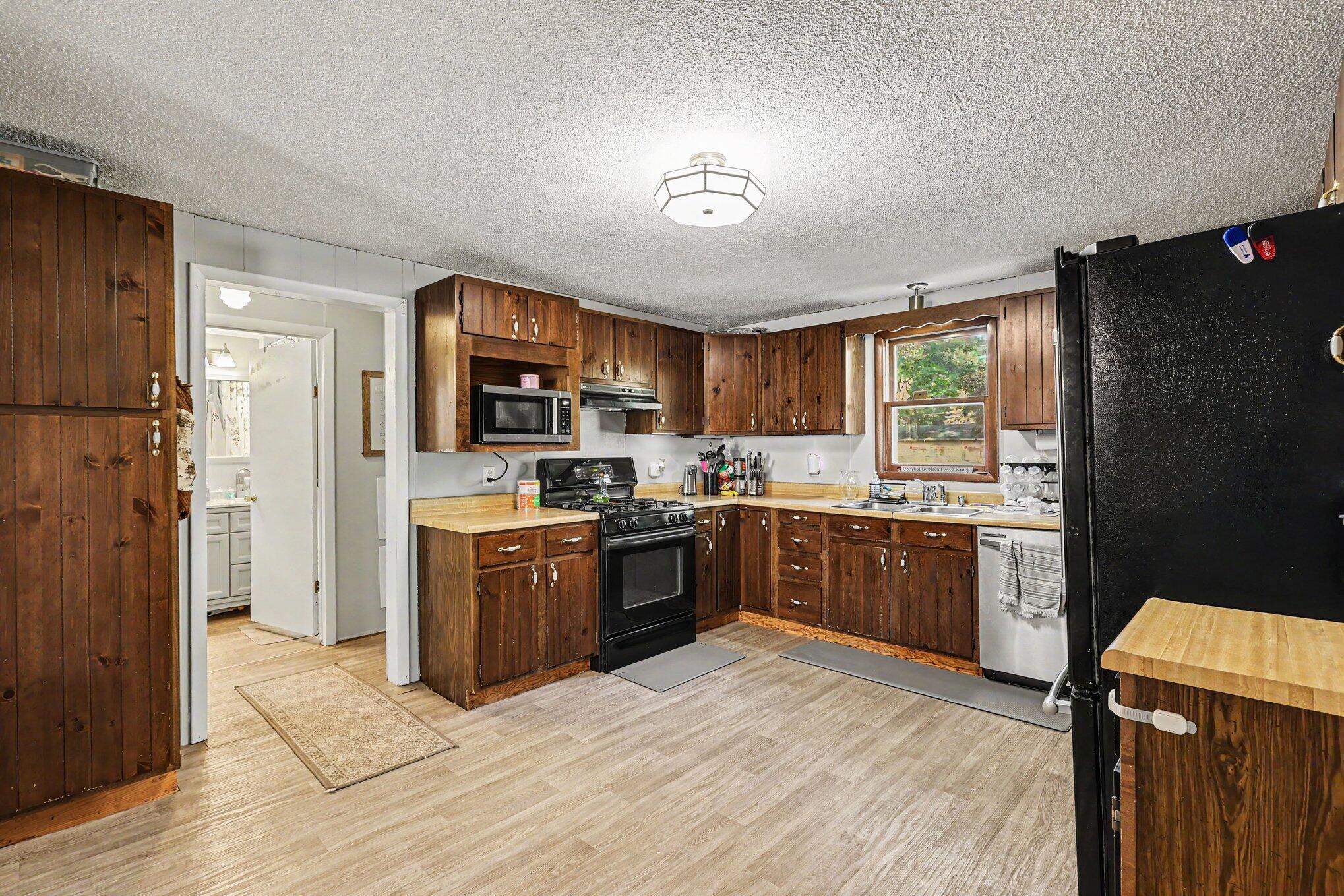 263 N Sheridan Road Muskegon MI 49442