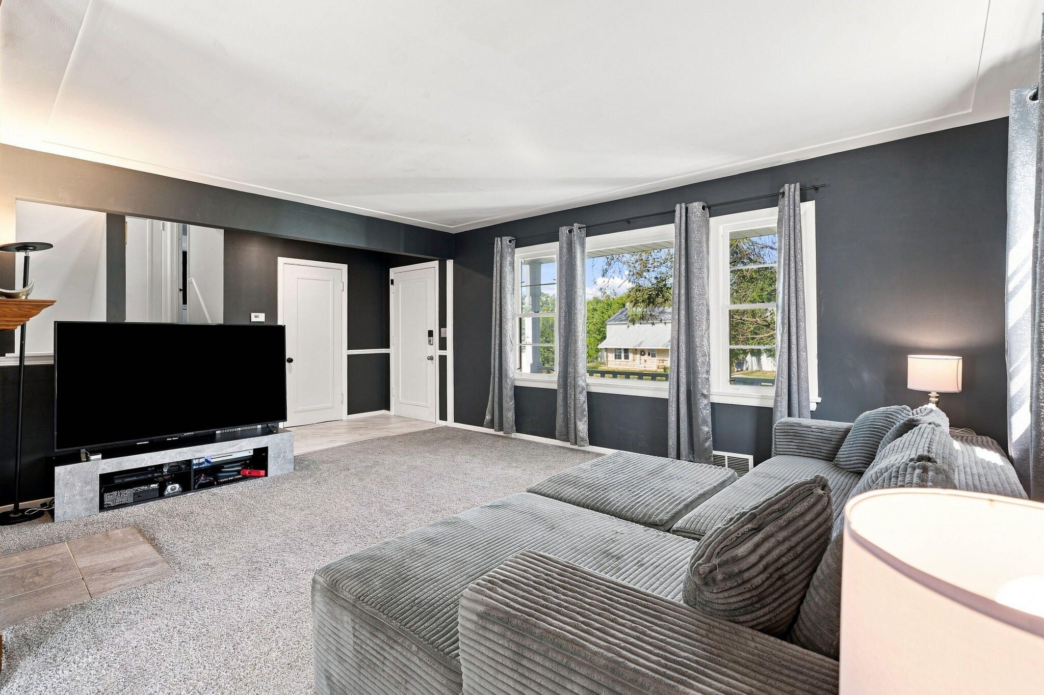 1044 Lockridge Drive NE Grand Rapids MI 49505