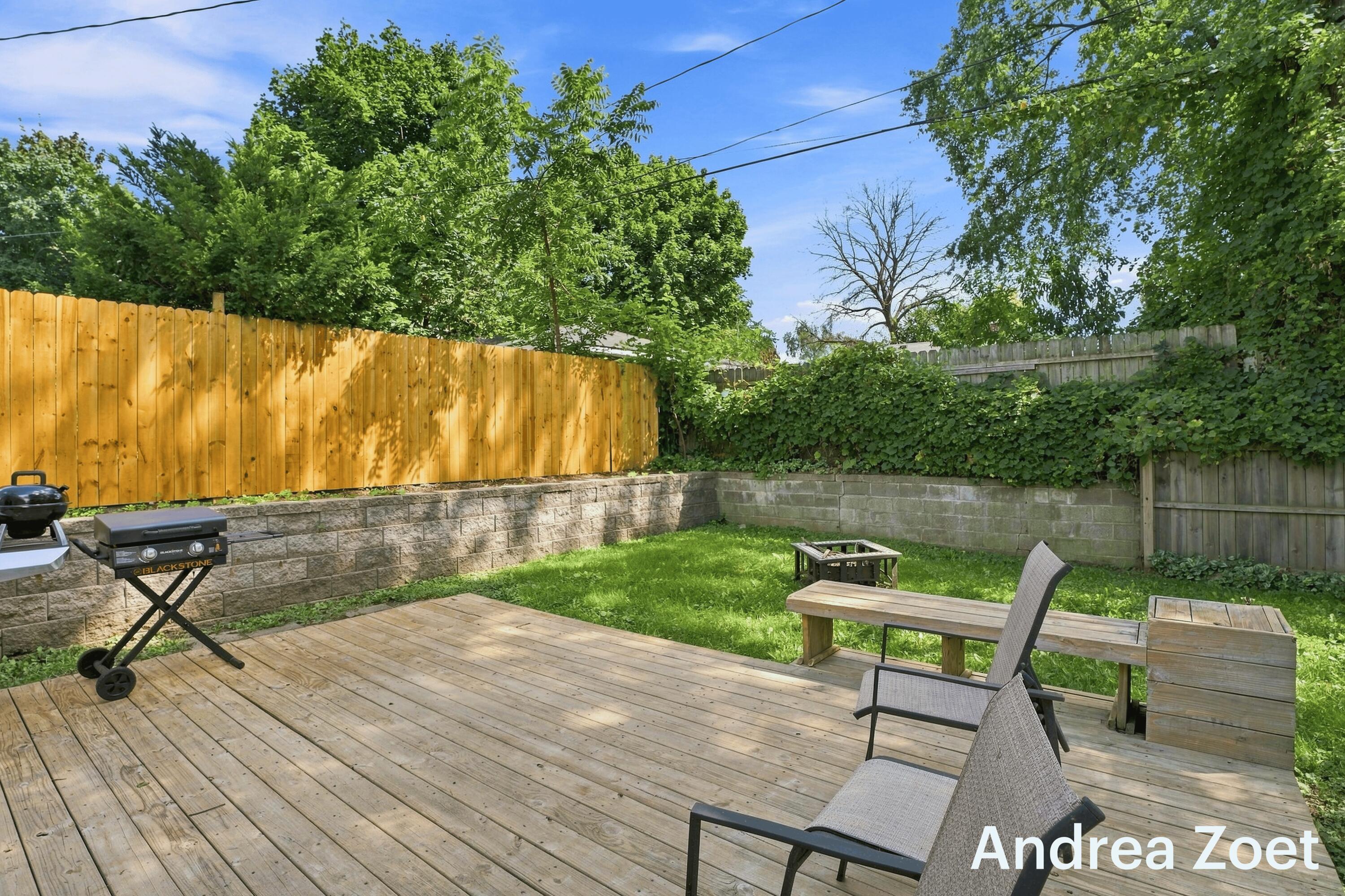 1044 Lockridge Drive NE Grand Rapids MI 49505