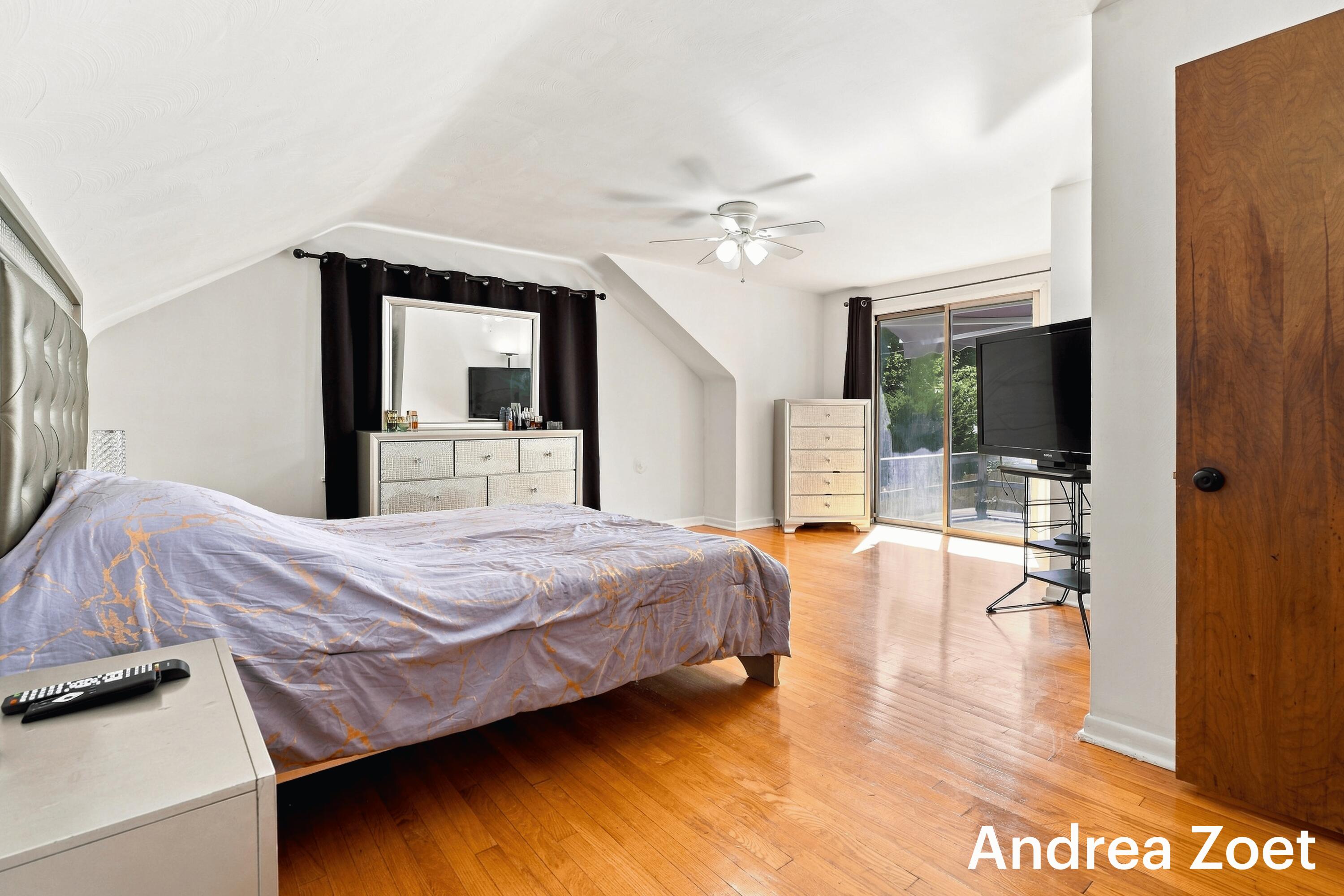 1044 Lockridge Drive NE Grand Rapids MI 49505