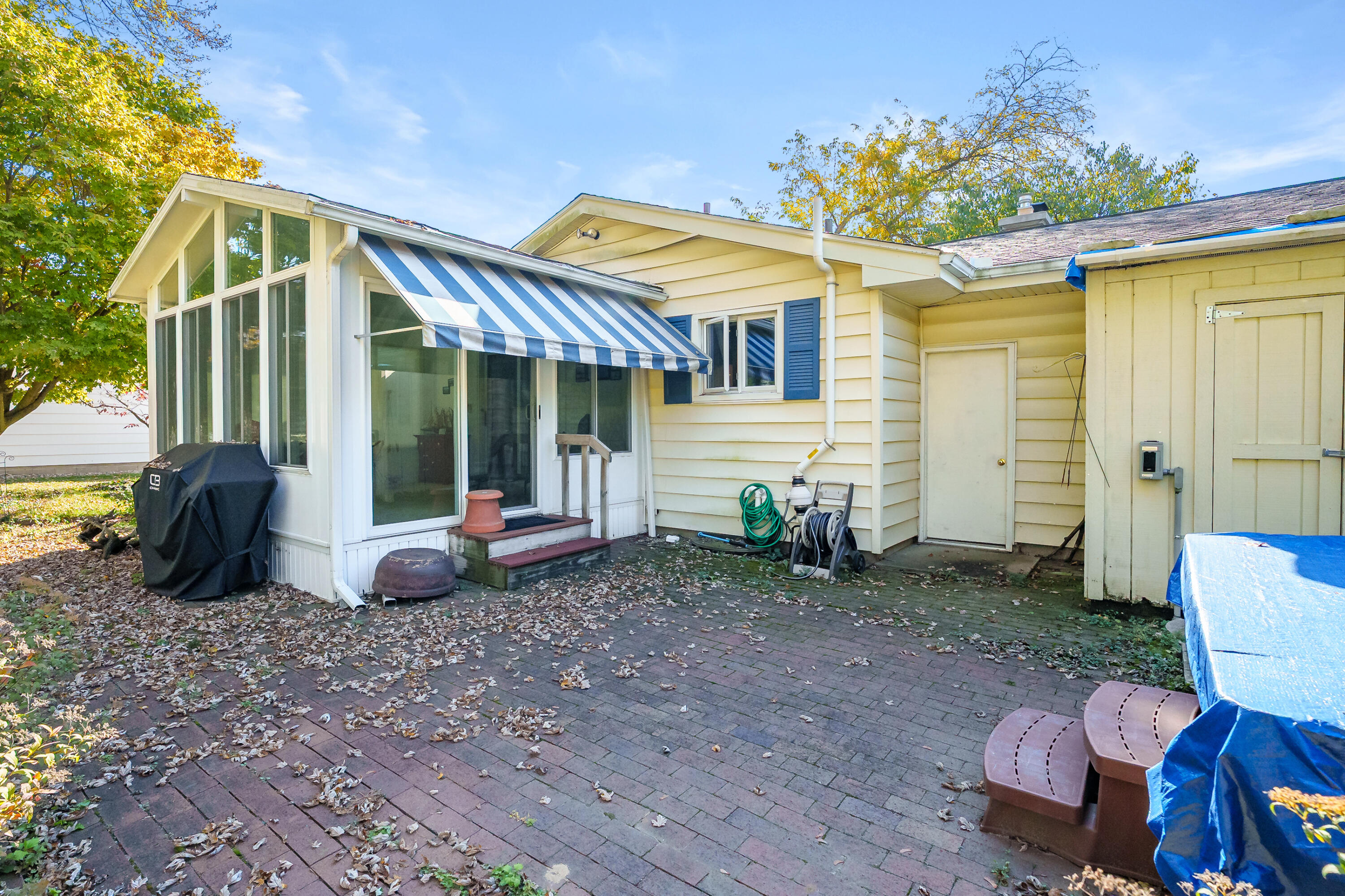 1909 Winters Drive Portage MI 49002