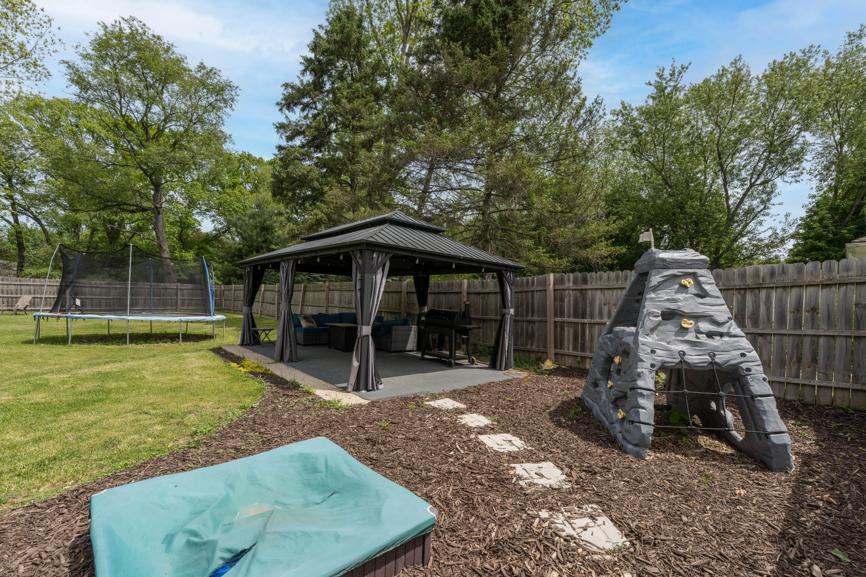 1403 Hamelink Drive Portage MI 49002
