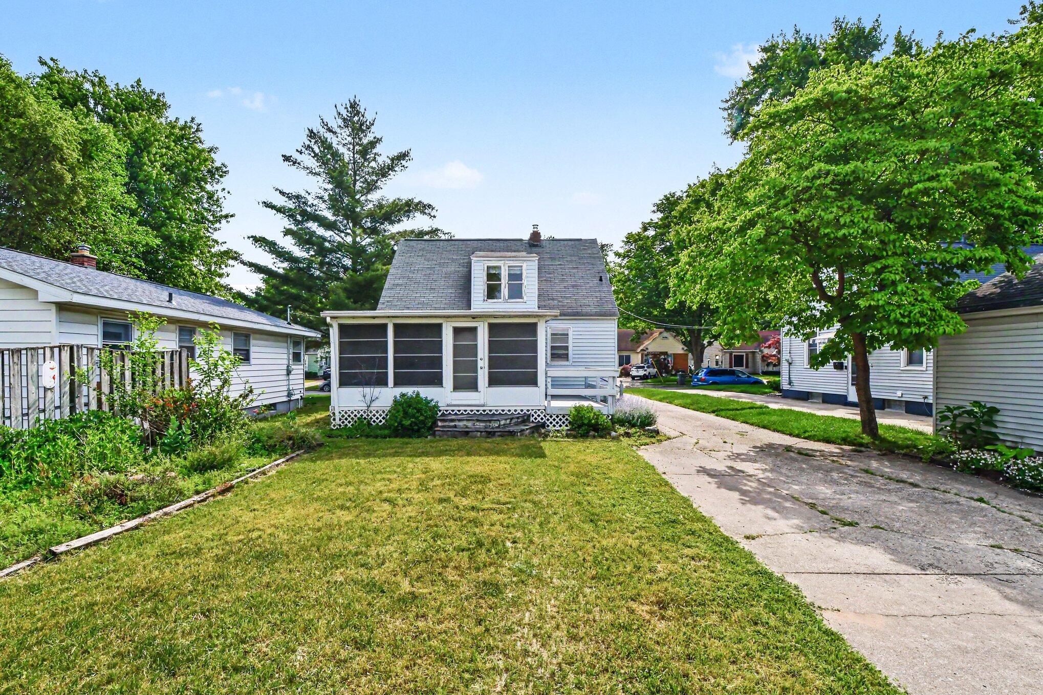 2909 Union Avenue SE Grand Rapids MI 49548