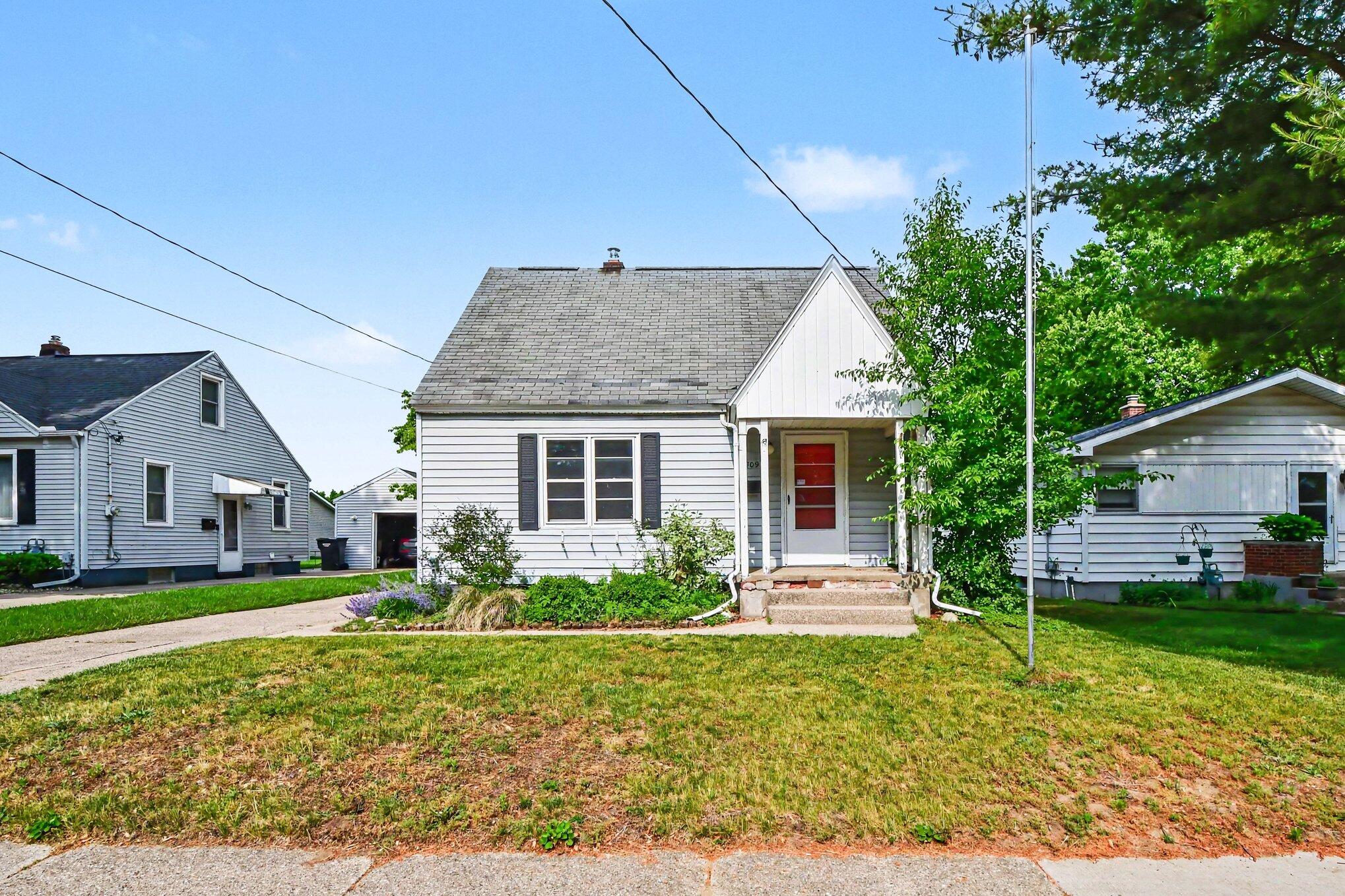 2909 Union Avenue SE Grand Rapids MI 49548