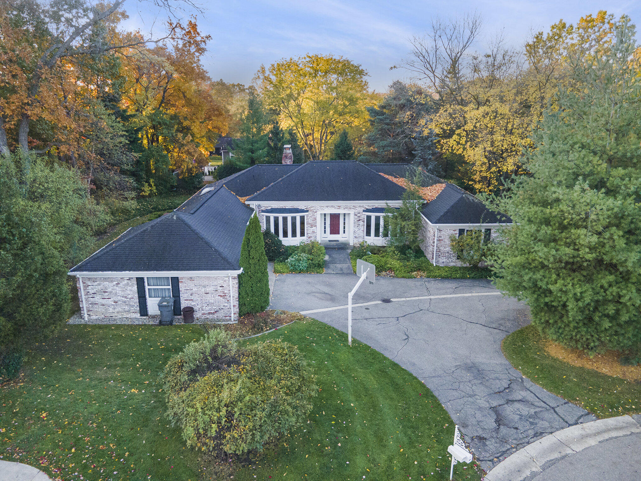 616 Saint Andrews Court SE Grand Rapids MI 49546