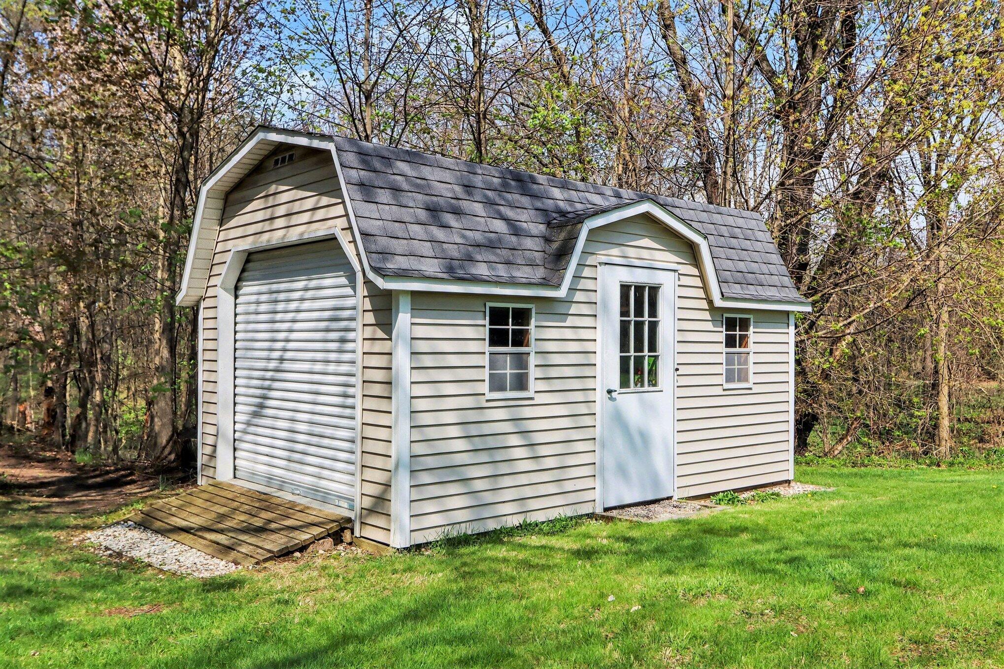 2828 W F Avenue Kalamazoo MI 49009