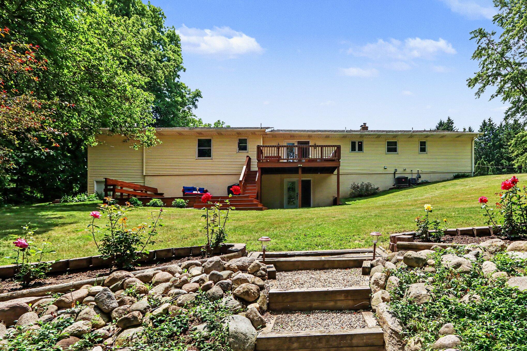 2828 W F Avenue Kalamazoo MI 49009