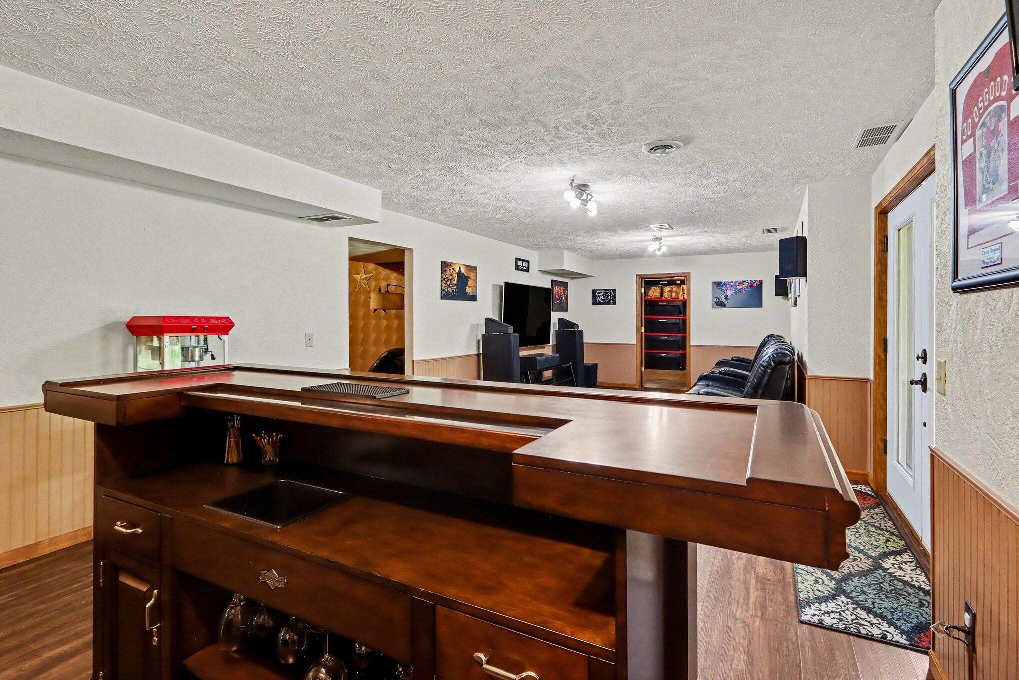 2828 W F Avenue Kalamazoo MI 49009