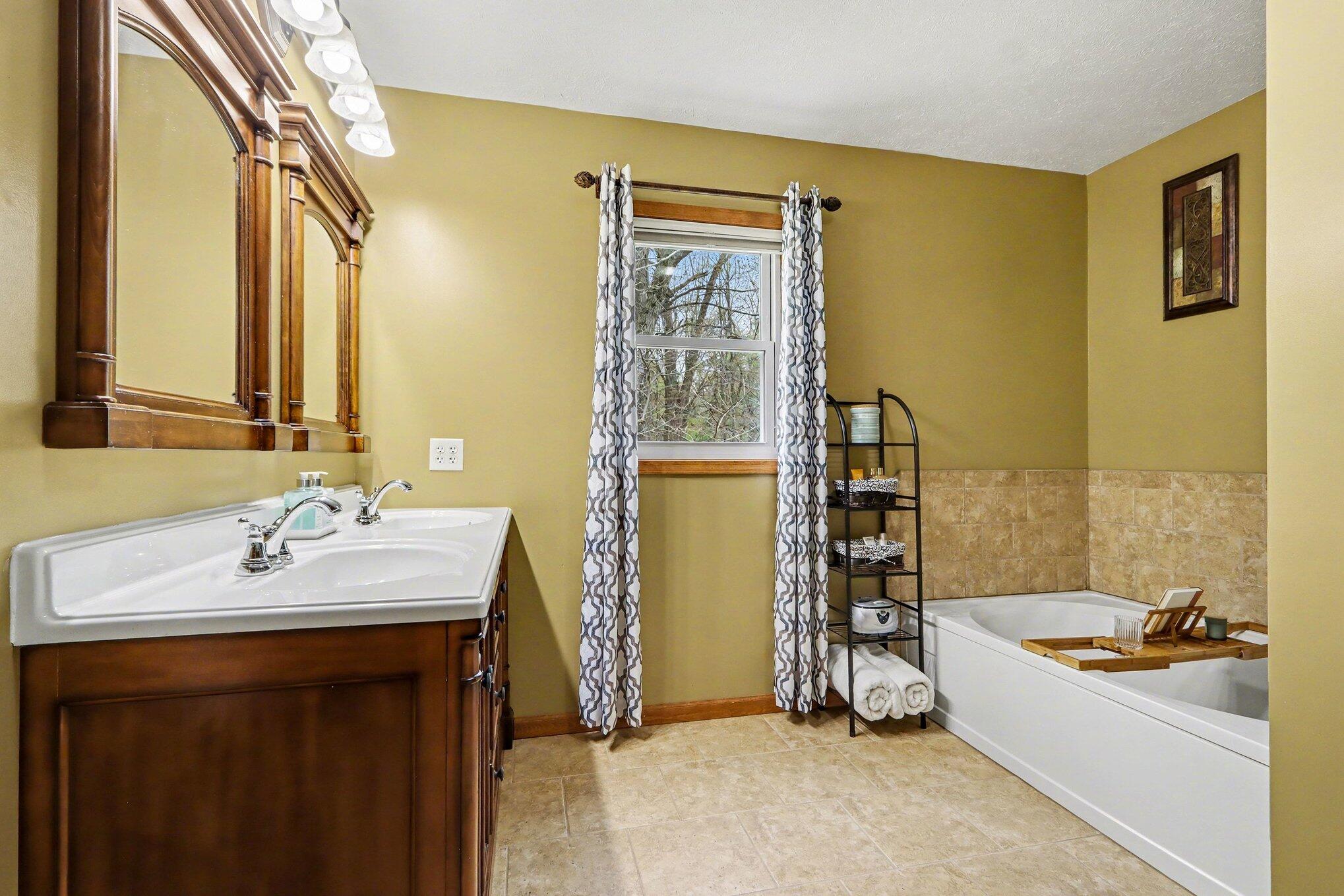 2828 W F Avenue Kalamazoo MI 49009