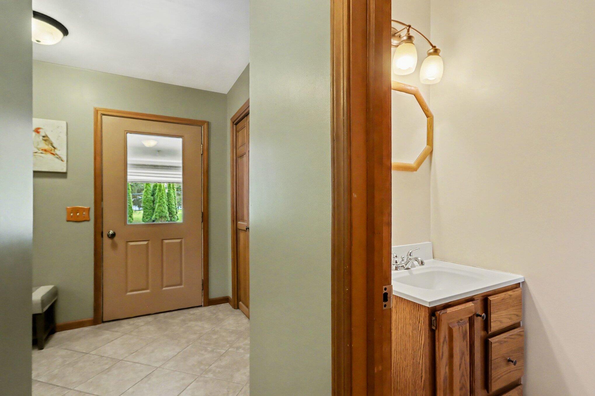 2828 W F Avenue Kalamazoo MI 49009