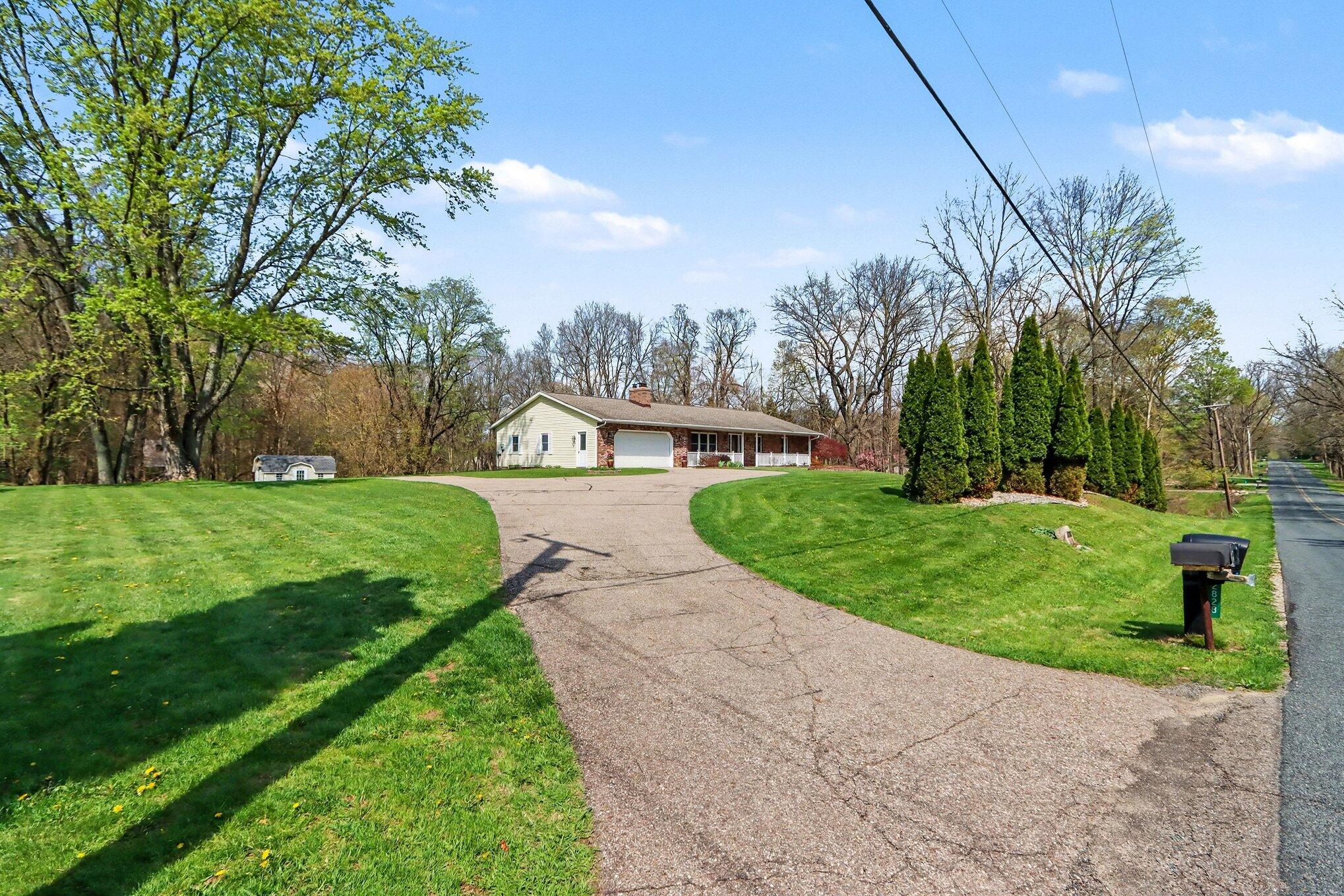 2828 W F Avenue Kalamazoo MI 49009