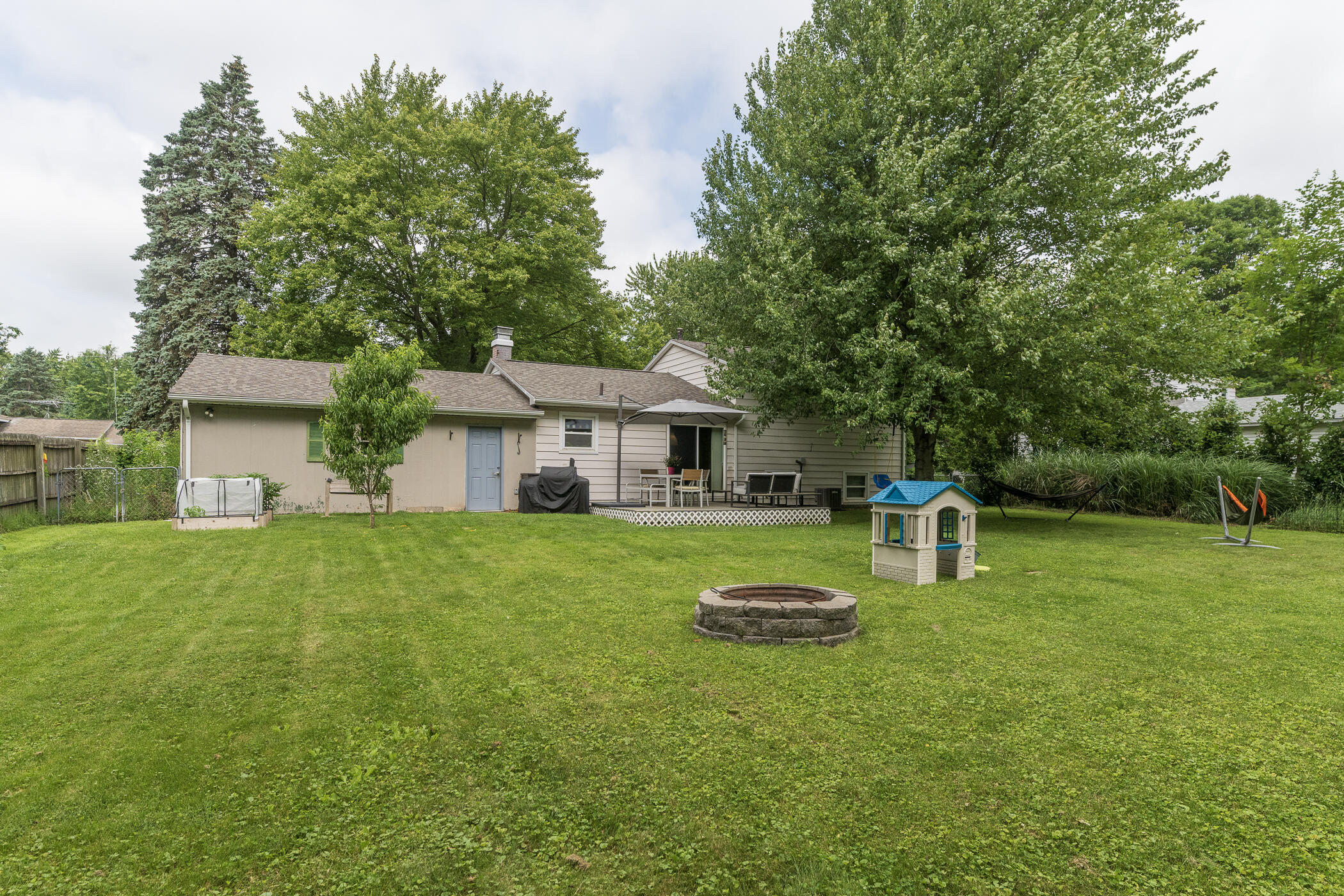 2404 Chaparral Street Kalamazoo MI 49006