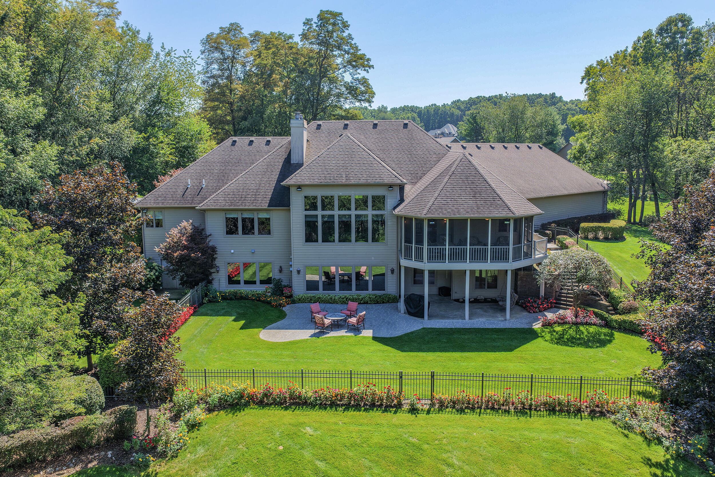 33117 Lake Forest Court Niles MI 49120