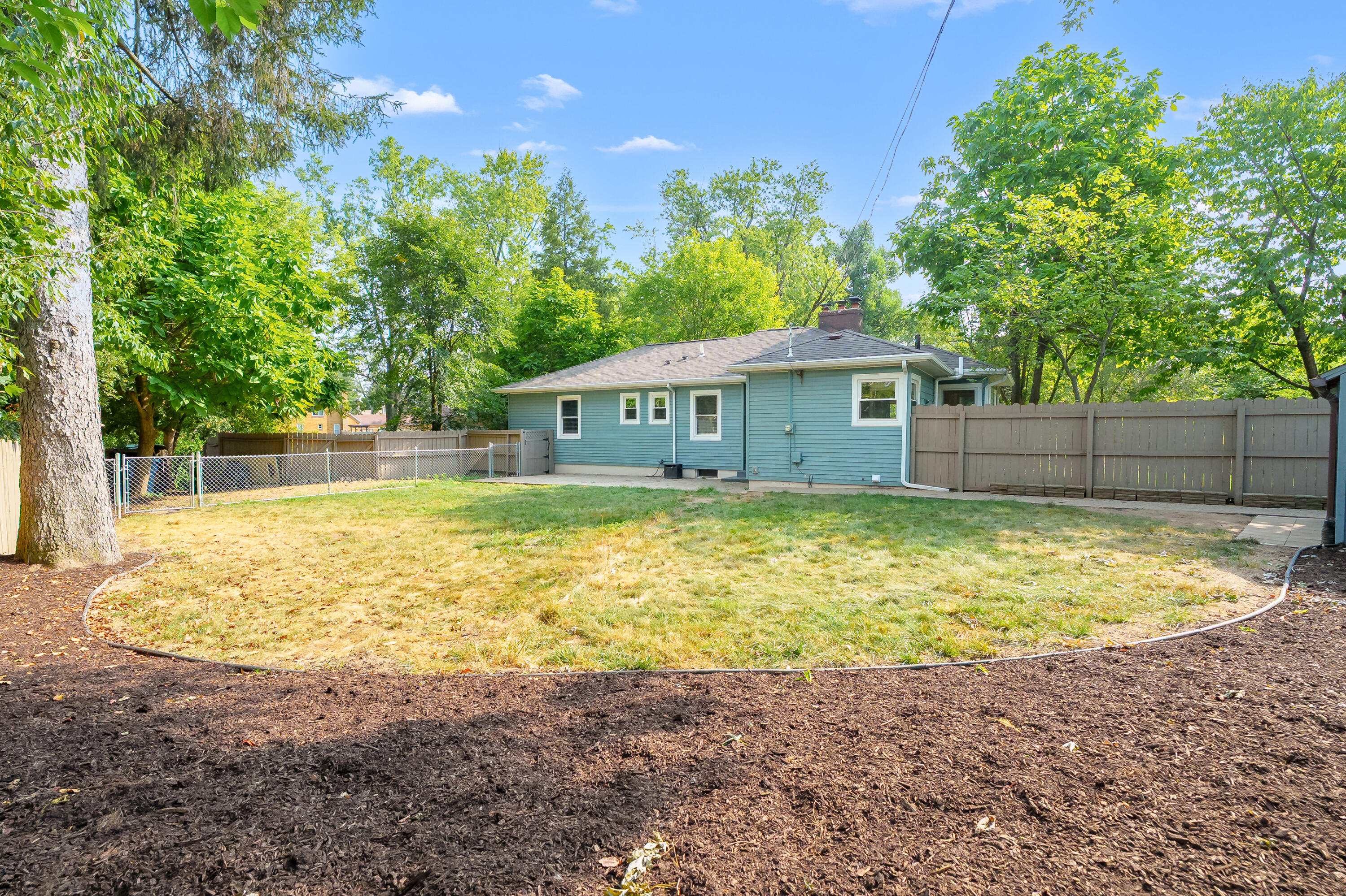 1028 Ferndale Avenue Kalamazoo MI 49001