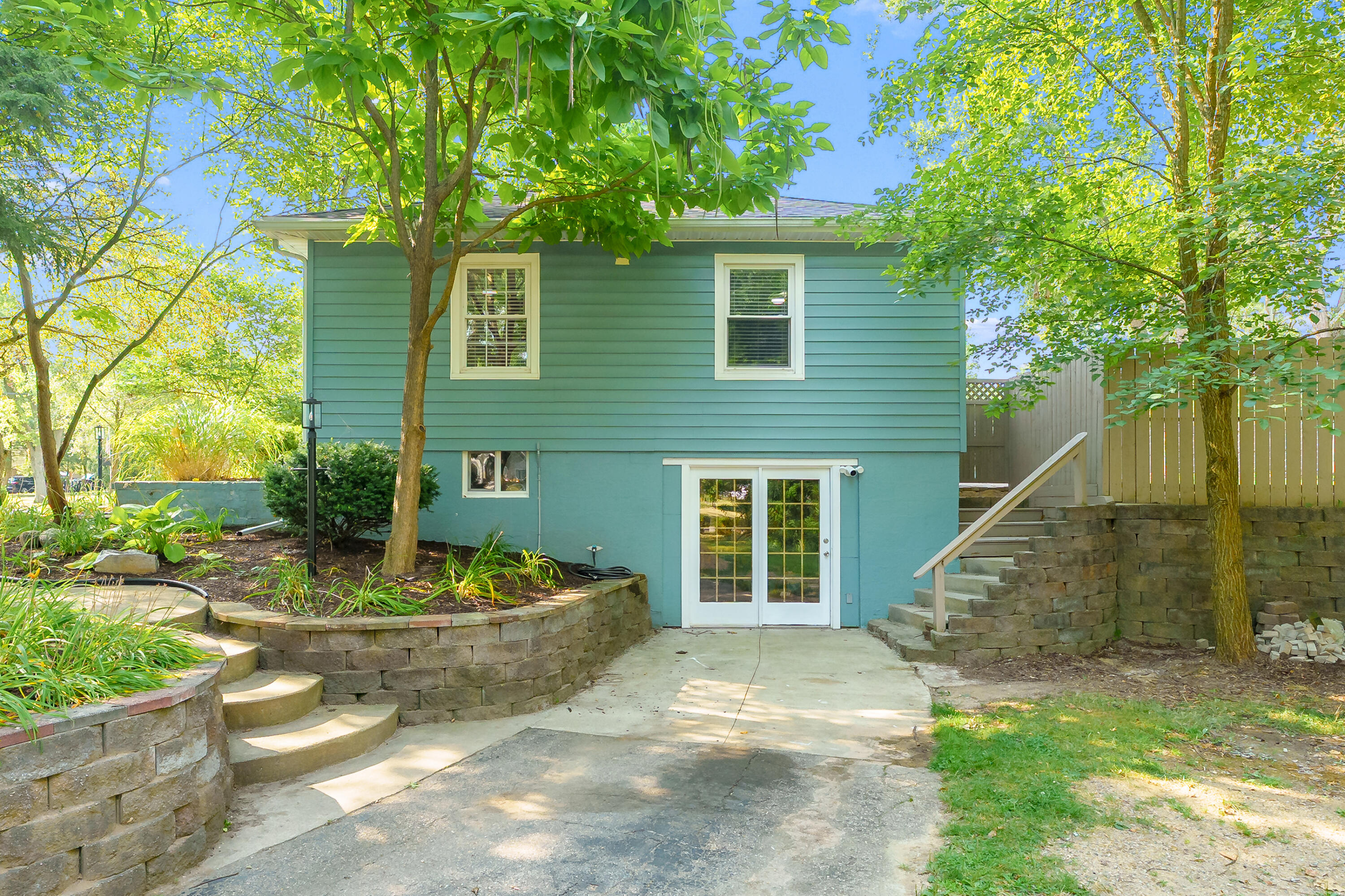 1028 Ferndale Avenue Kalamazoo MI 49001