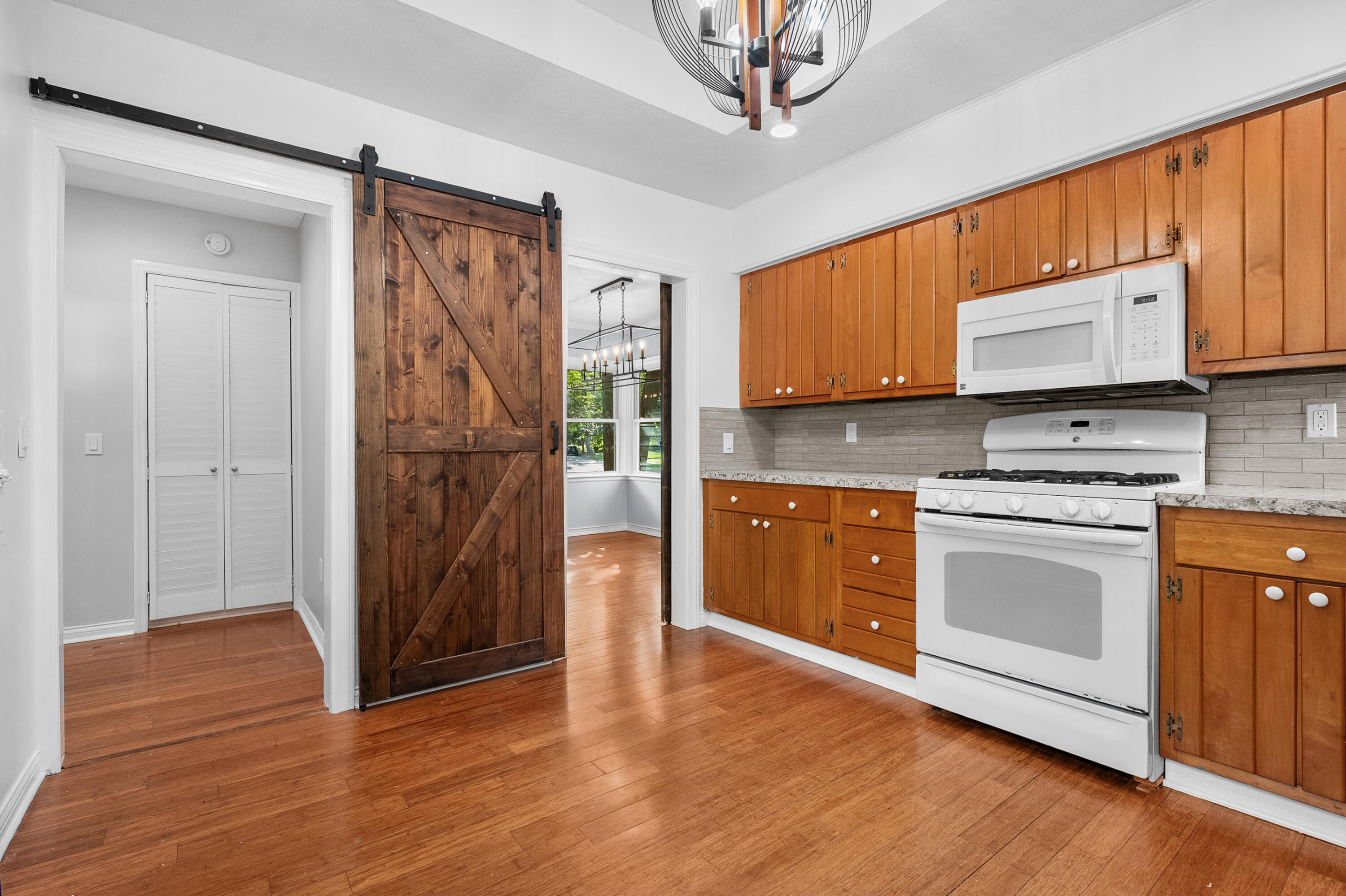 1028 Ferndale Avenue Kalamazoo MI 49001