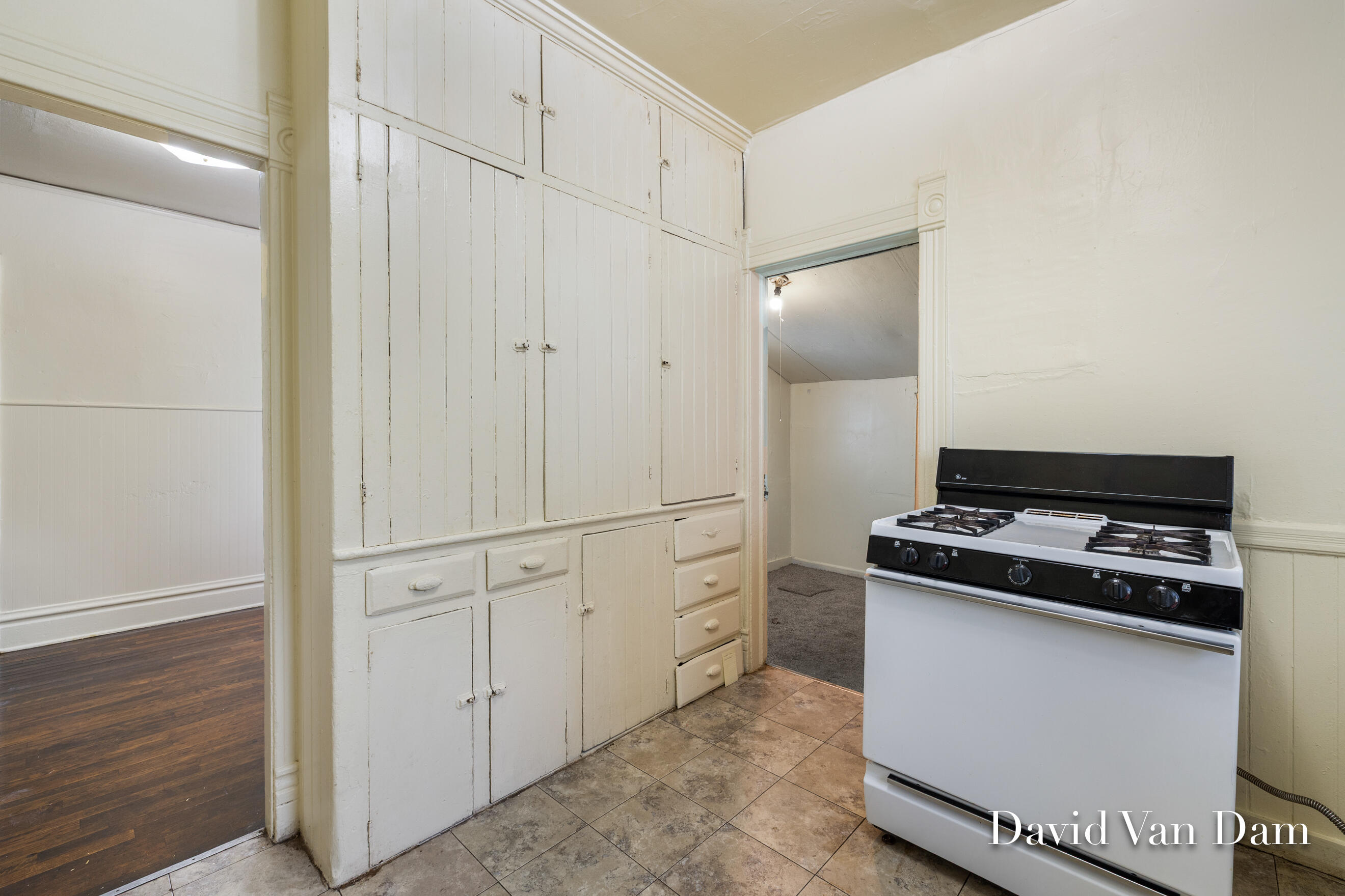 140 Stewart Street SW Grand Rapids MI 49507