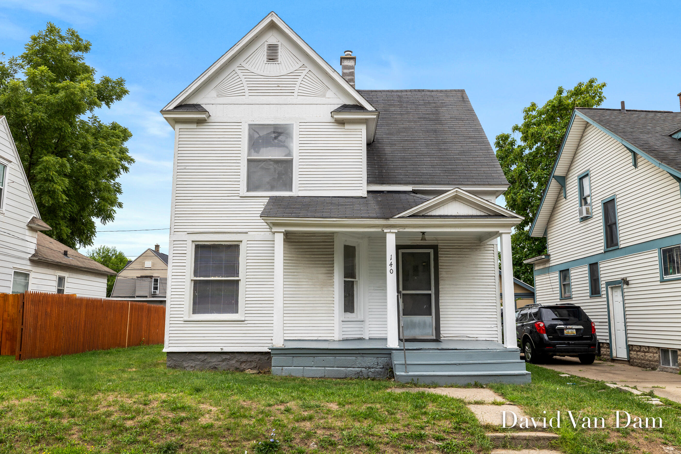 140 Stewart Street SW Grand Rapids MI 49507