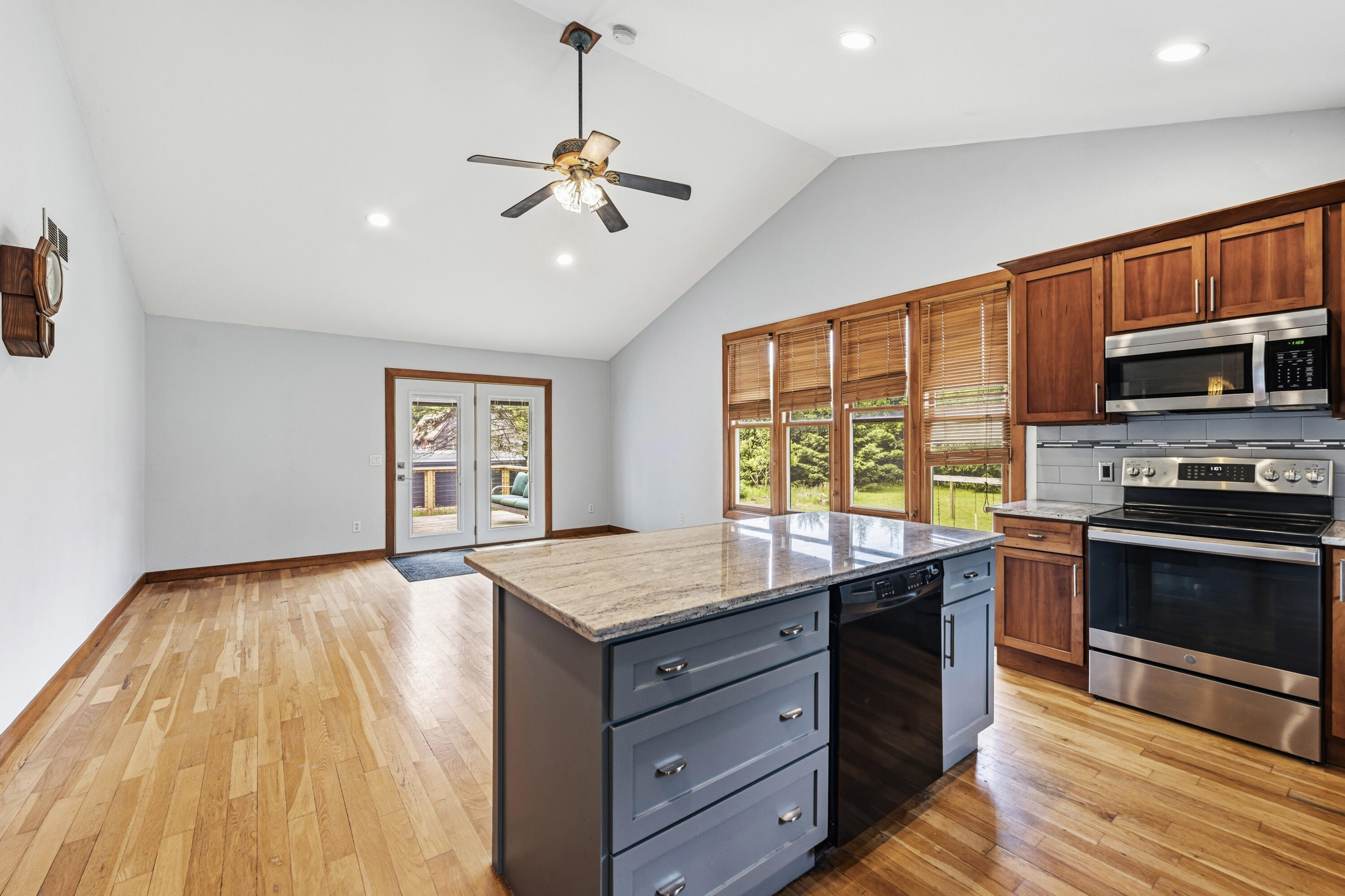 2995 65th Street Fennville MI 49408