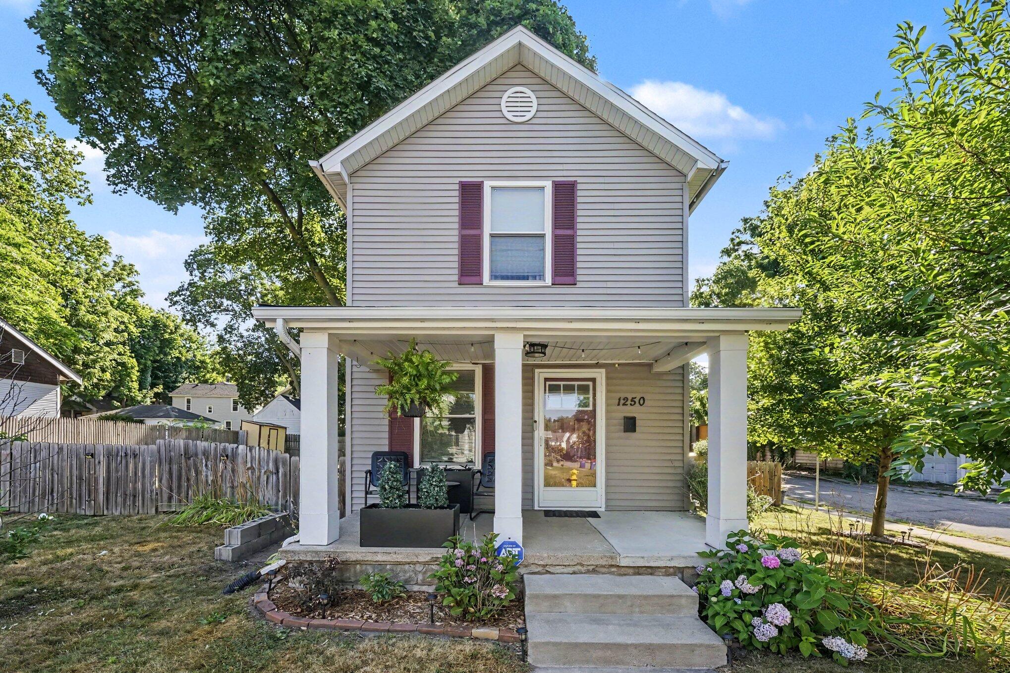 1250 Ford Avenue NE Grand Rapids MI 49505