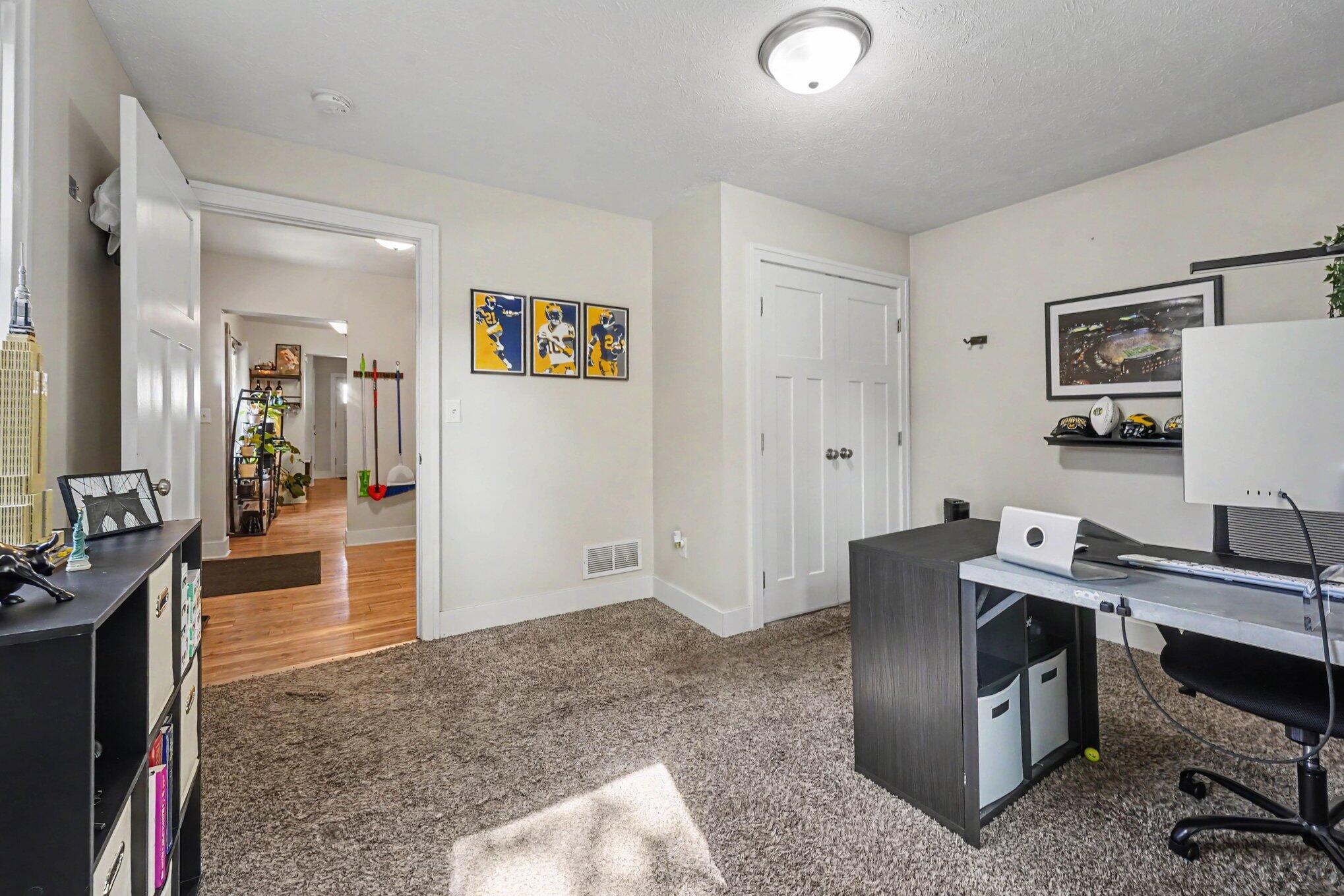 1250 Ford Avenue NE Grand Rapids MI 49505