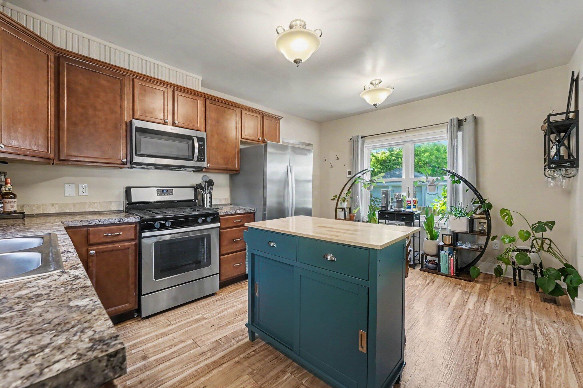1250 Ford Avenue NE Grand Rapids MI 49505