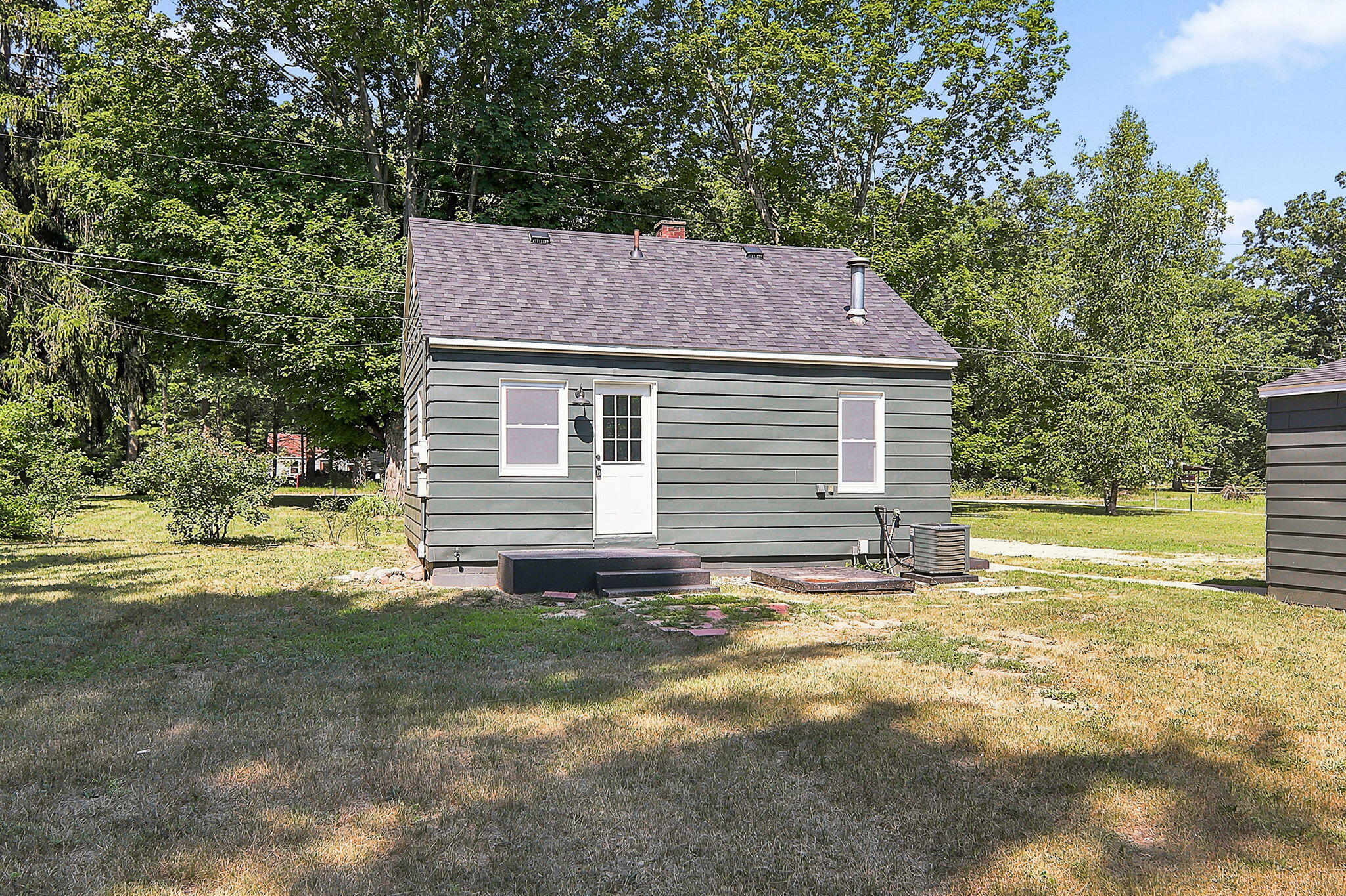 2304 Central Avenue Muskegon MI 49445
