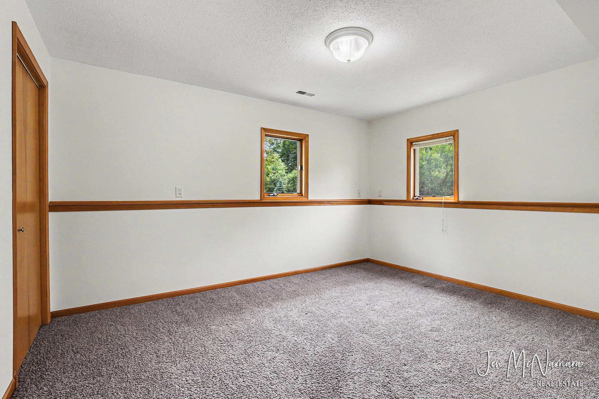 4050 Rector Street NE Rockford MI 49341