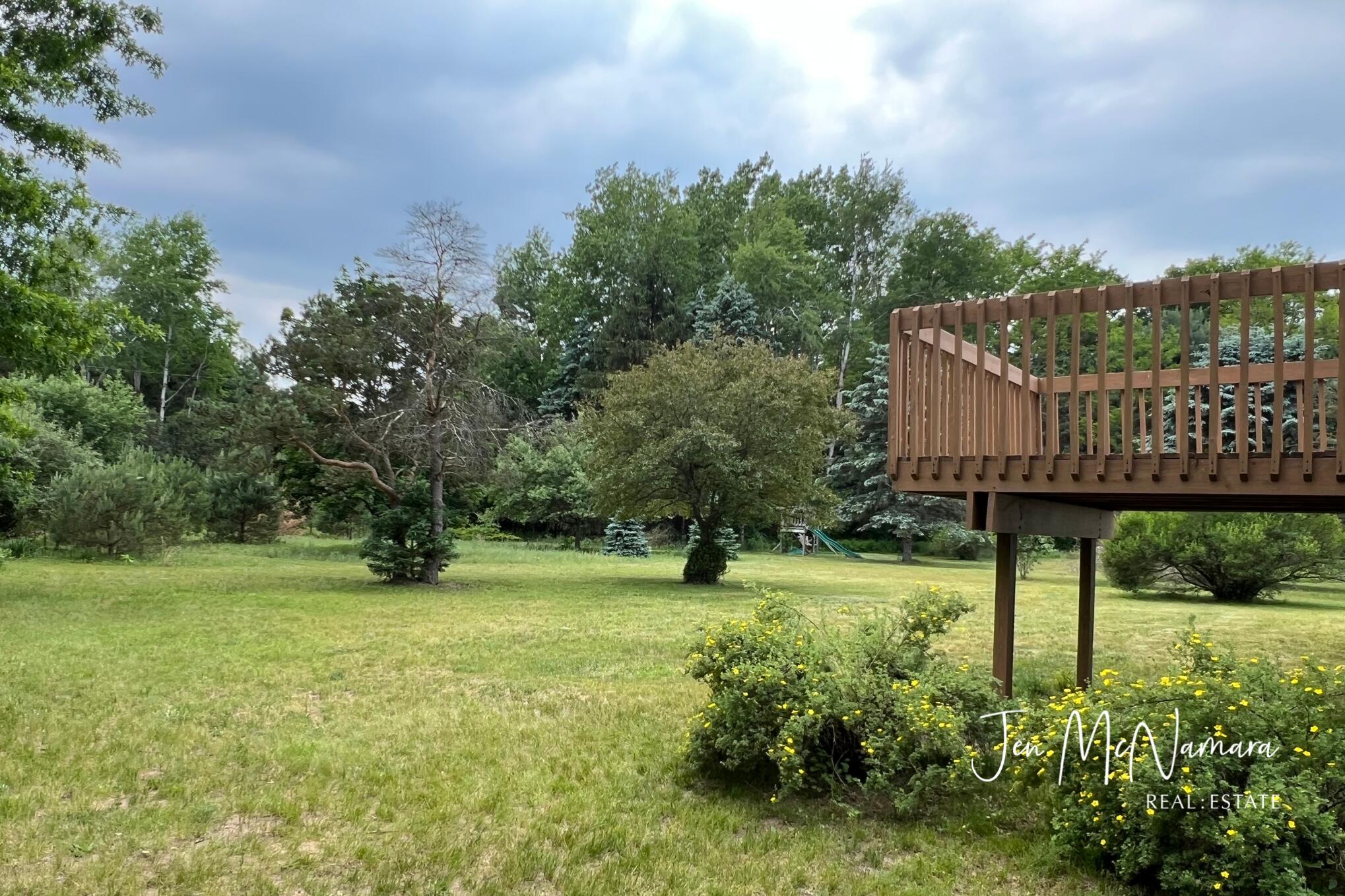 4050 Rector Street NE Rockford MI 49341