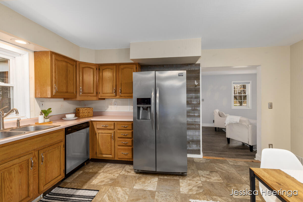 475 Northland Court NE Rockford MI 49341