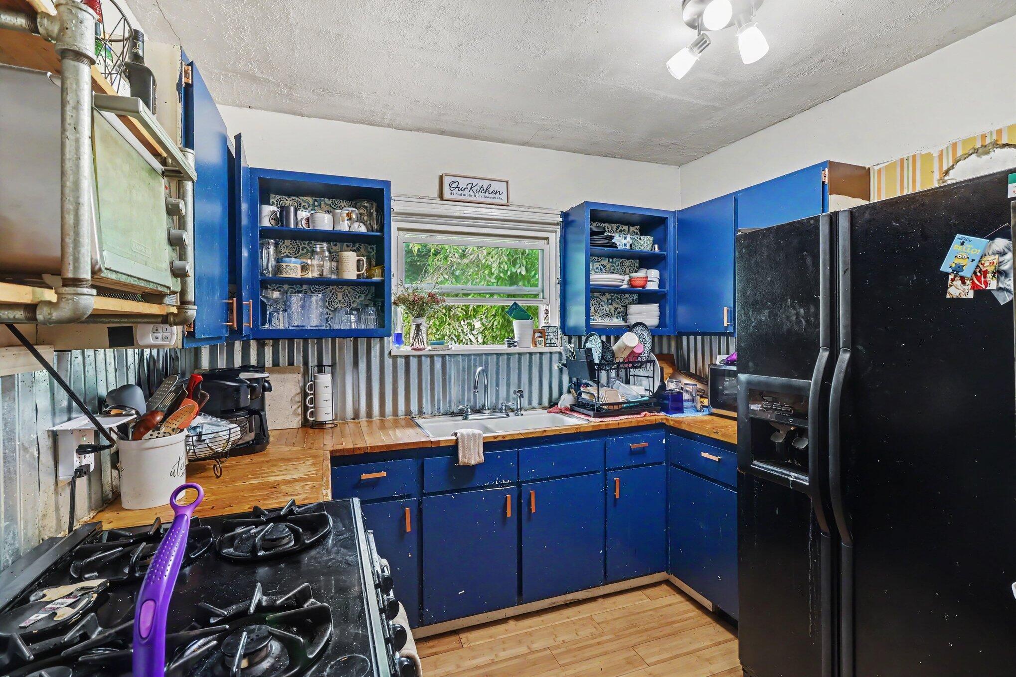 2034 Royce Avenue Kalamazoo MI 49001