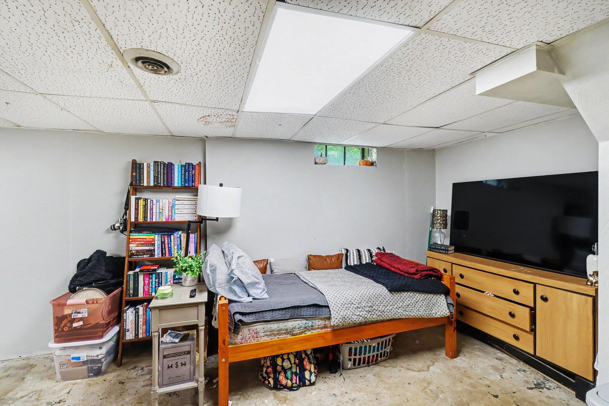 2034 Royce Avenue Kalamazoo MI 49001