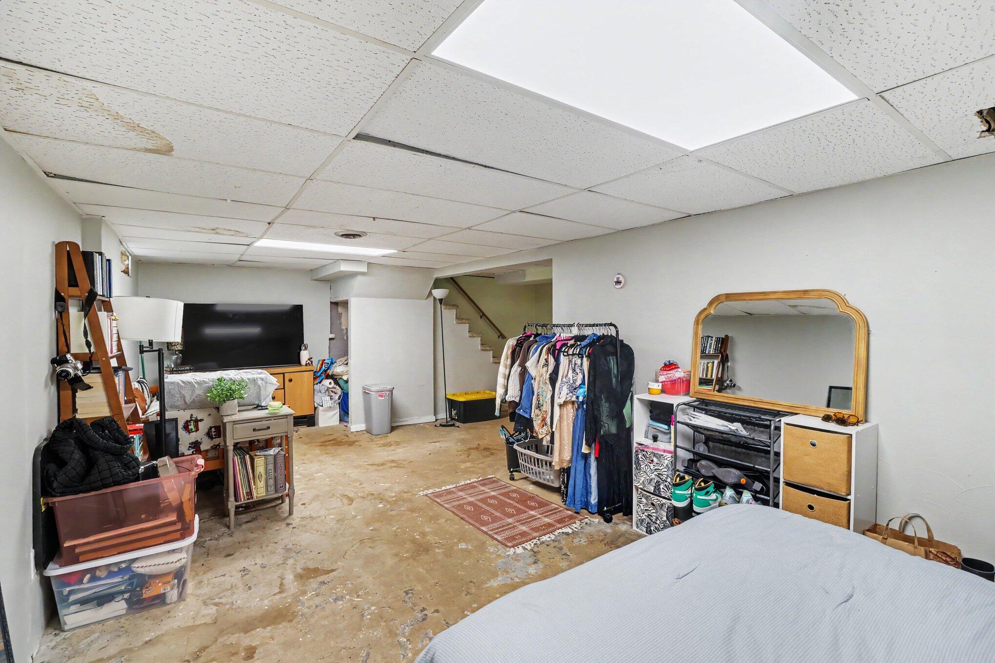 2034 Royce Avenue Kalamazoo MI 49001