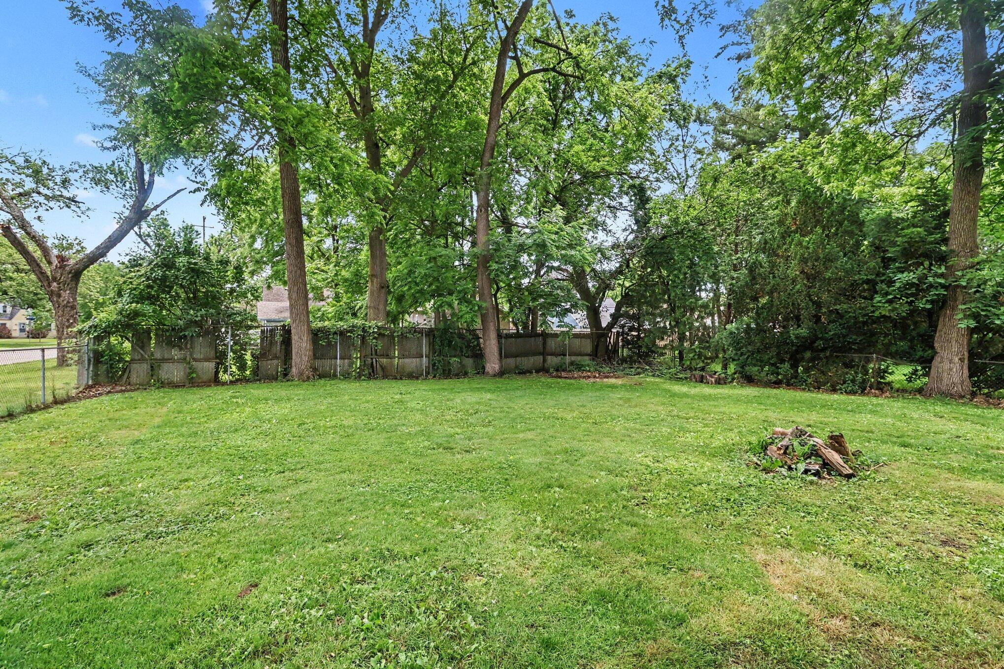 2034 Royce Avenue Kalamazoo MI 49001