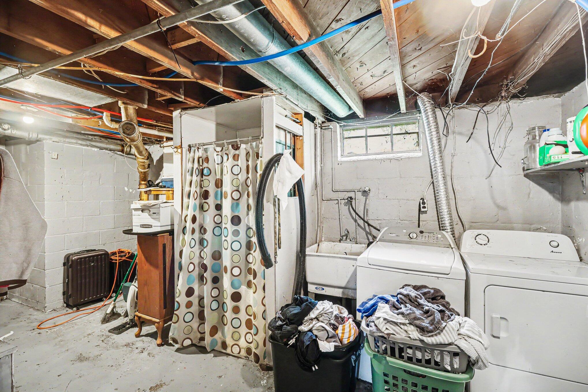 2034 Royce Avenue Kalamazoo MI 49001